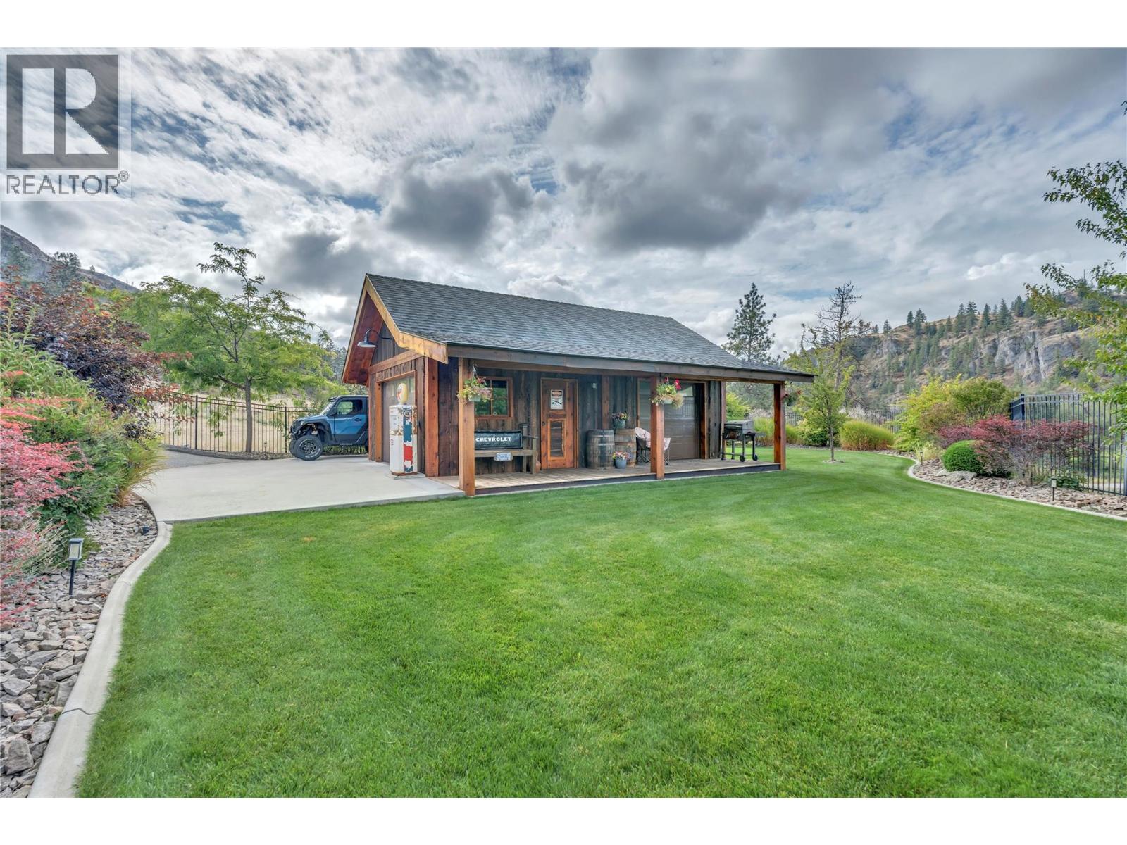 3789 Mclean Creek Road, Okanagan Falls, British Columbia  V0H 1R1 - Photo 73 - 10400267
