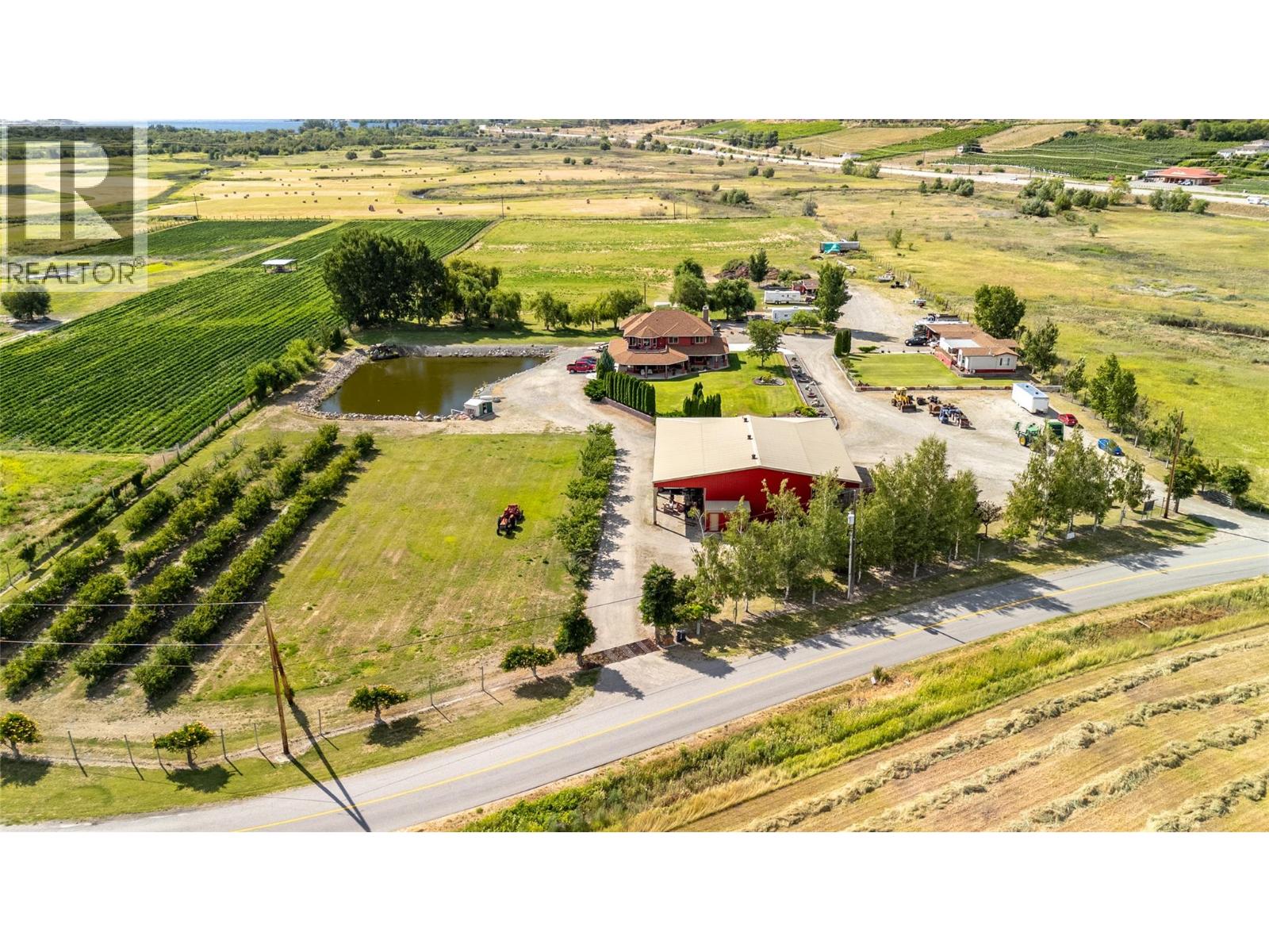 8705 Road 22 Road, Oliver, British Columbia  V0H 1T1 - Photo 2 - 10400215