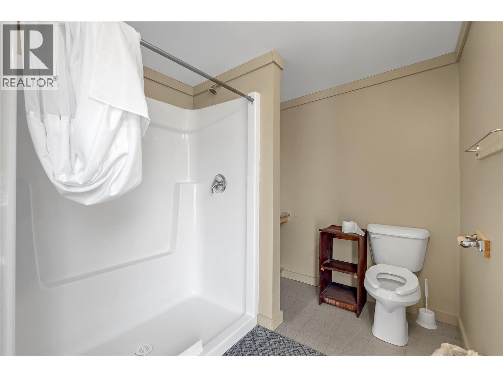 8705 Road 22 Road, Oliver, British Columbia  V0H 1T1 - Photo 43 - 10400215