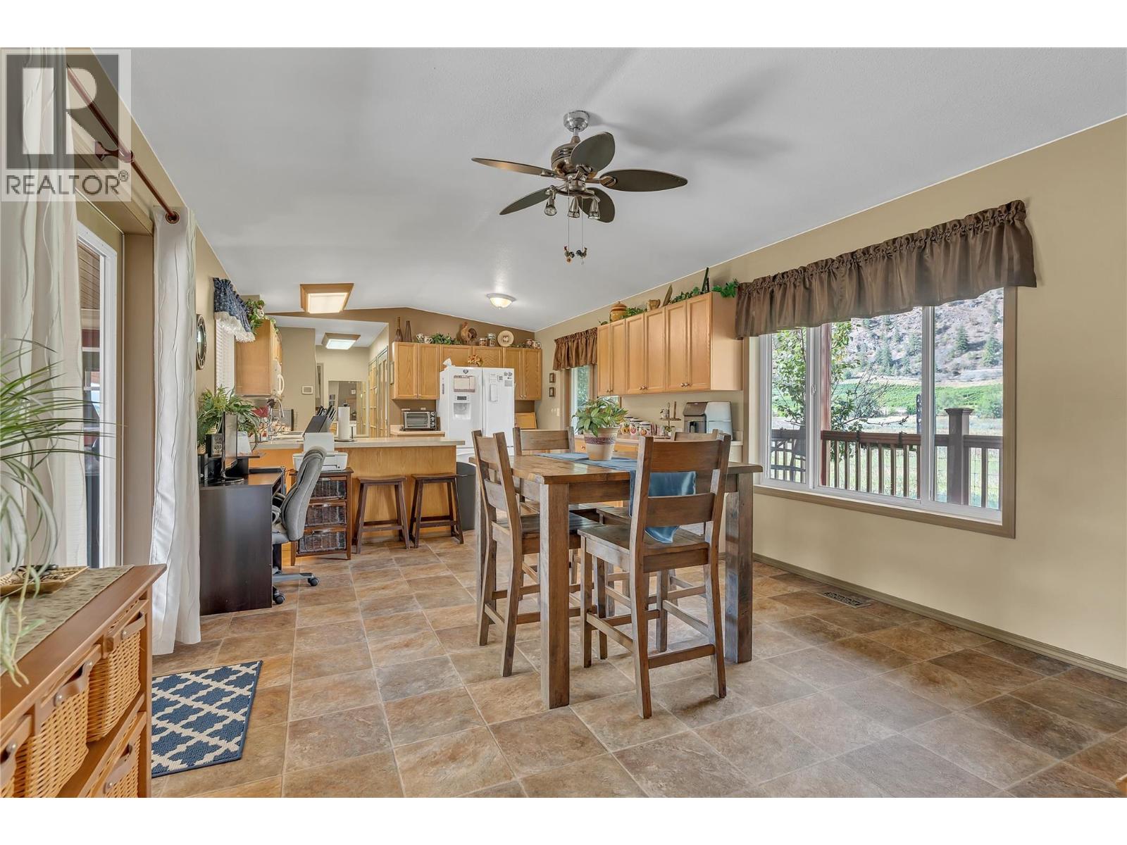 8705 Road 22 Road, Oliver, British Columbia  V0H 1T1 - Photo 68 - 10400215