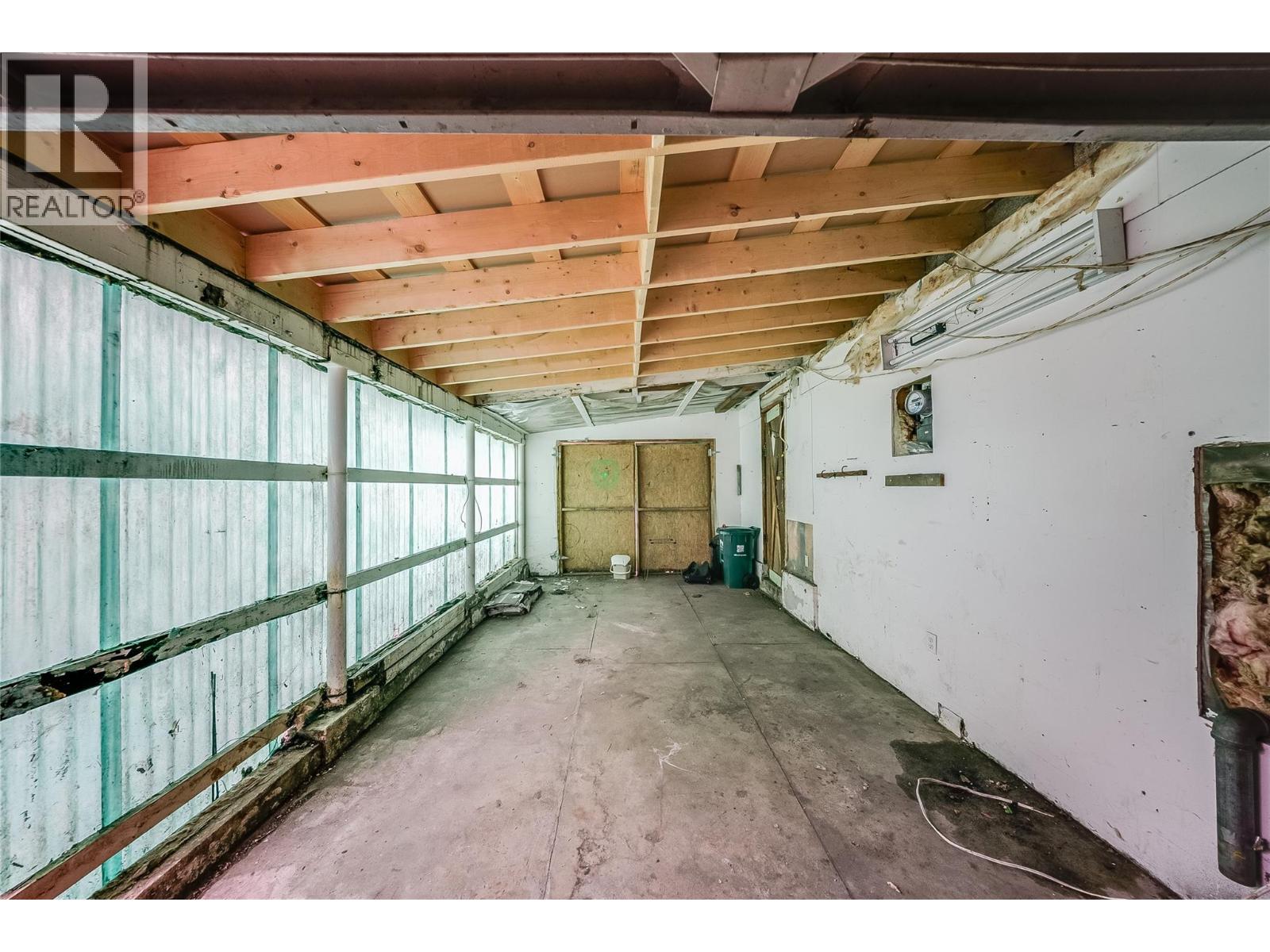 2258 Eighth Avenue, Trail, British Columbia  V1R 3E3 - Photo 28 - 10396956