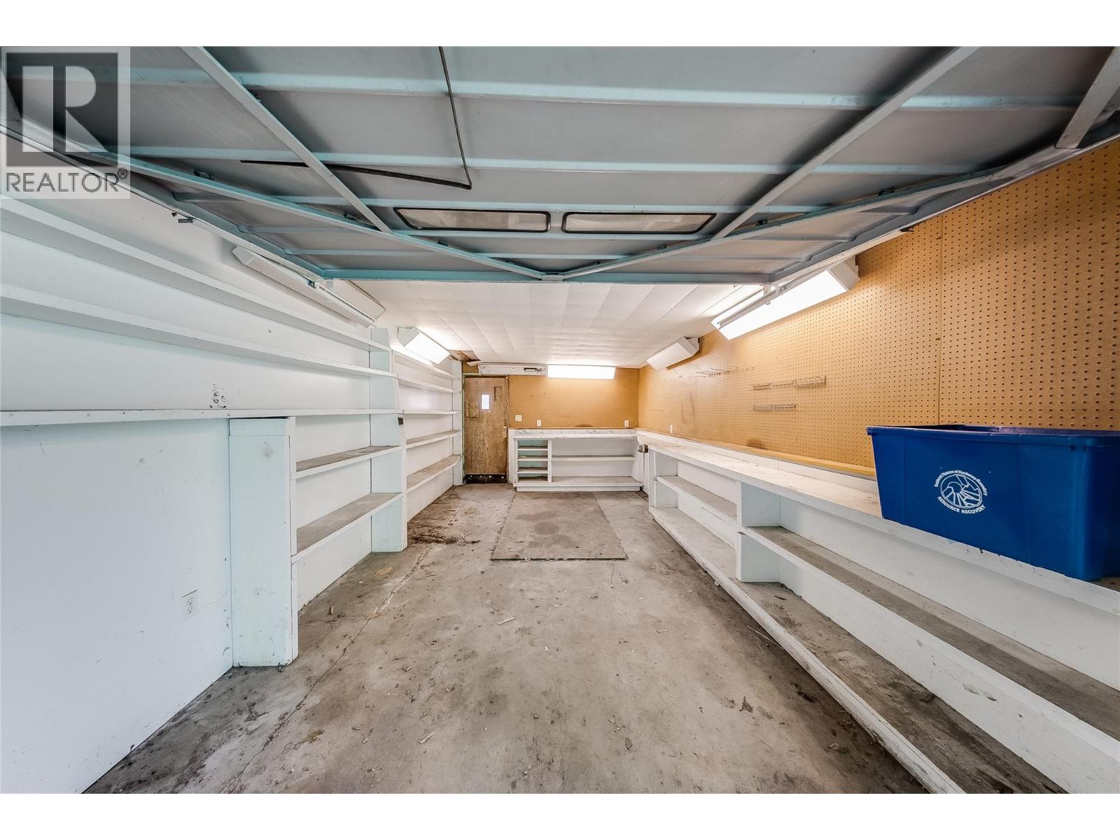 2258 Eighth Avenue, Trail, British Columbia  V1R 3E3 - Photo 29 - 10396956