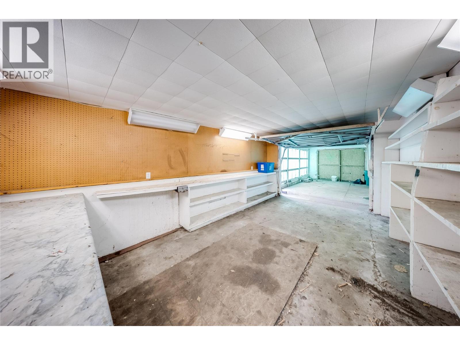 2258 Eighth Avenue, Trail, British Columbia  V1R 3E3 - Photo 30 - 10396956