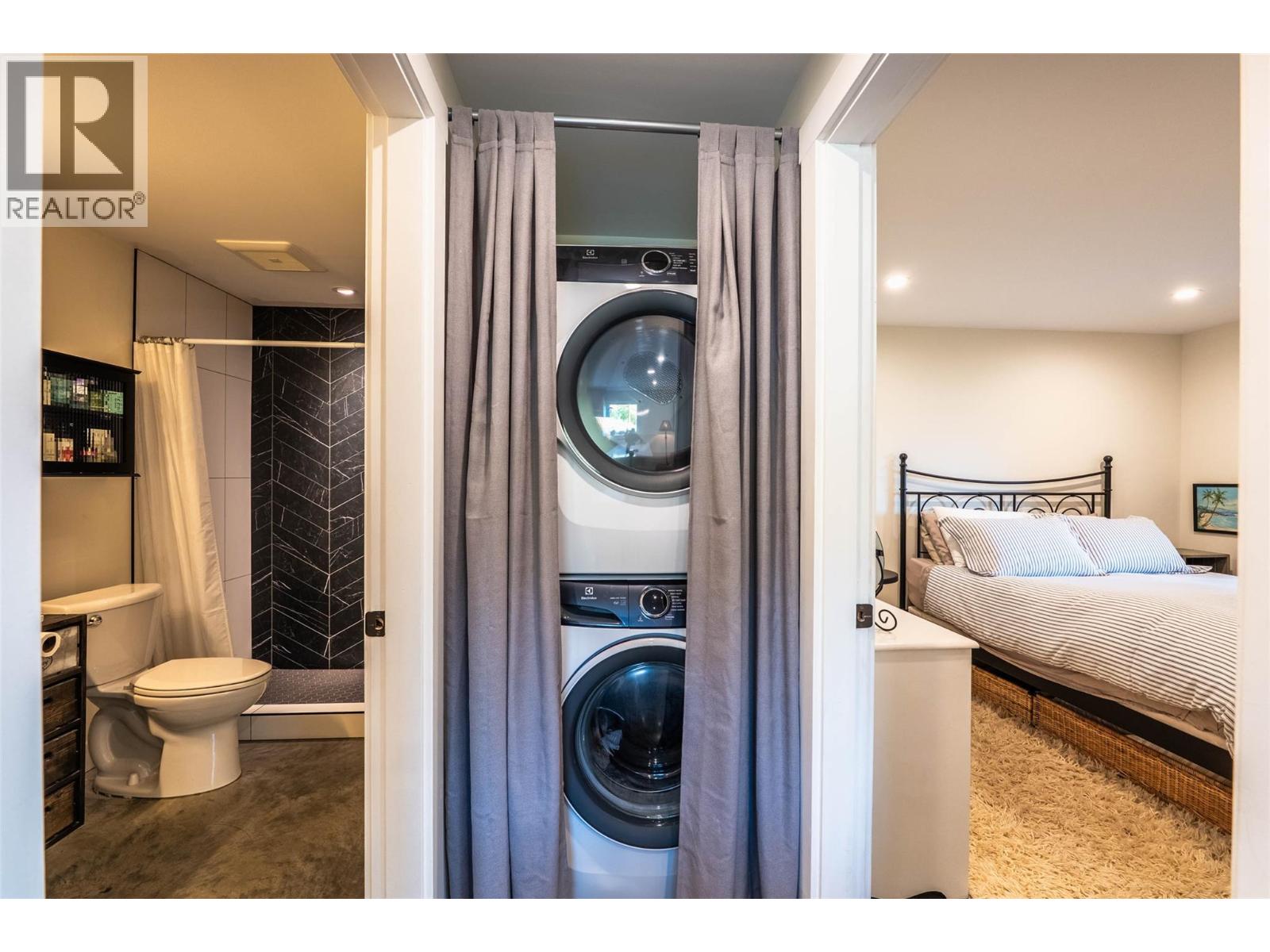 1409 Ash Street, Nelson, British Columbia  V1L 2J3 - Photo 61 - 10400377