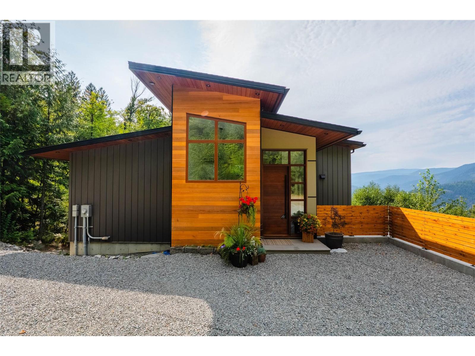1409 Ash Street, Nelson, British Columbia  V1L 2J3 - Photo 66 - 10400377