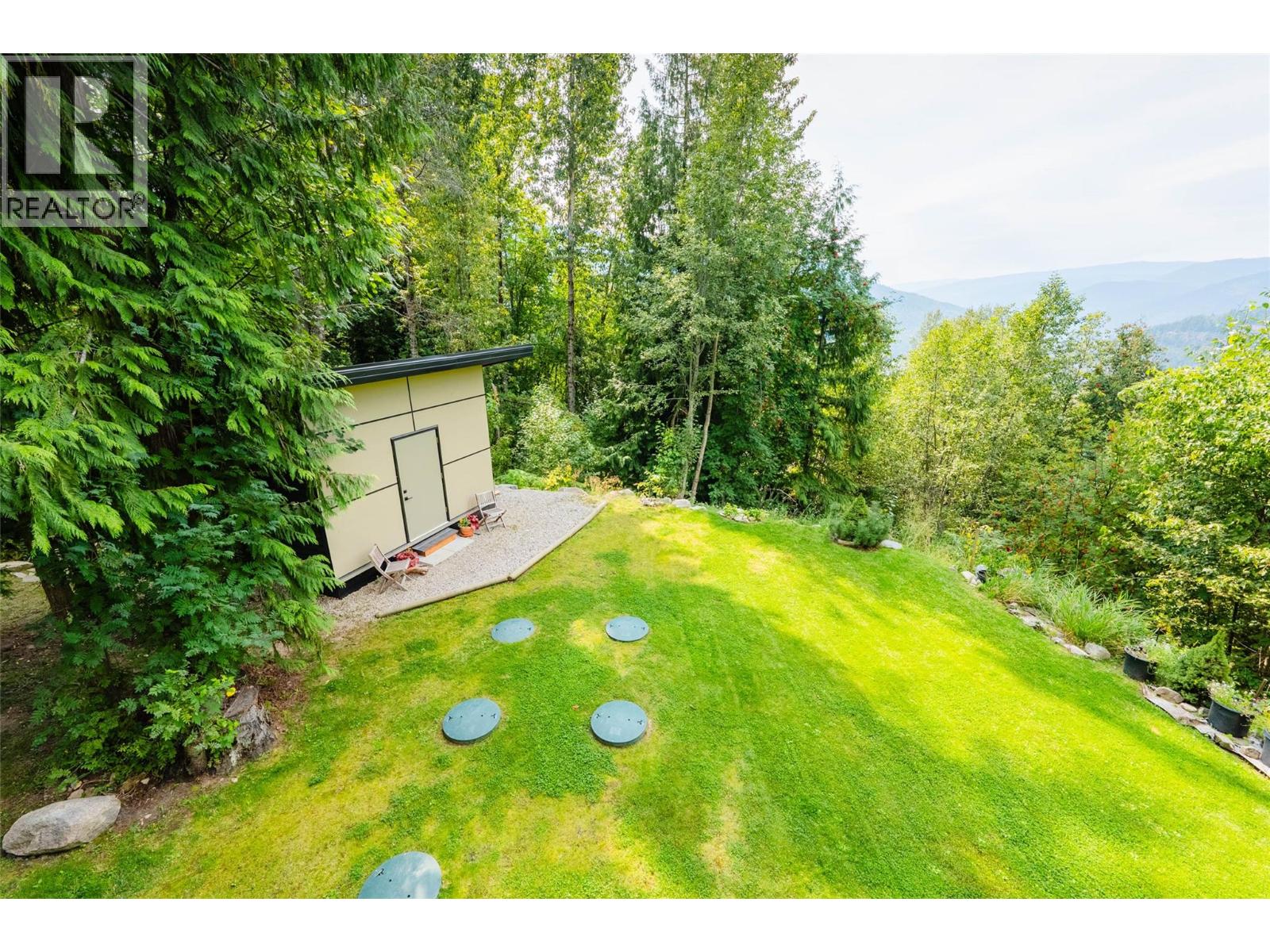 1409 Ash Street, Nelson, British Columbia  V1L 2J3 - Photo 79 - 10400377