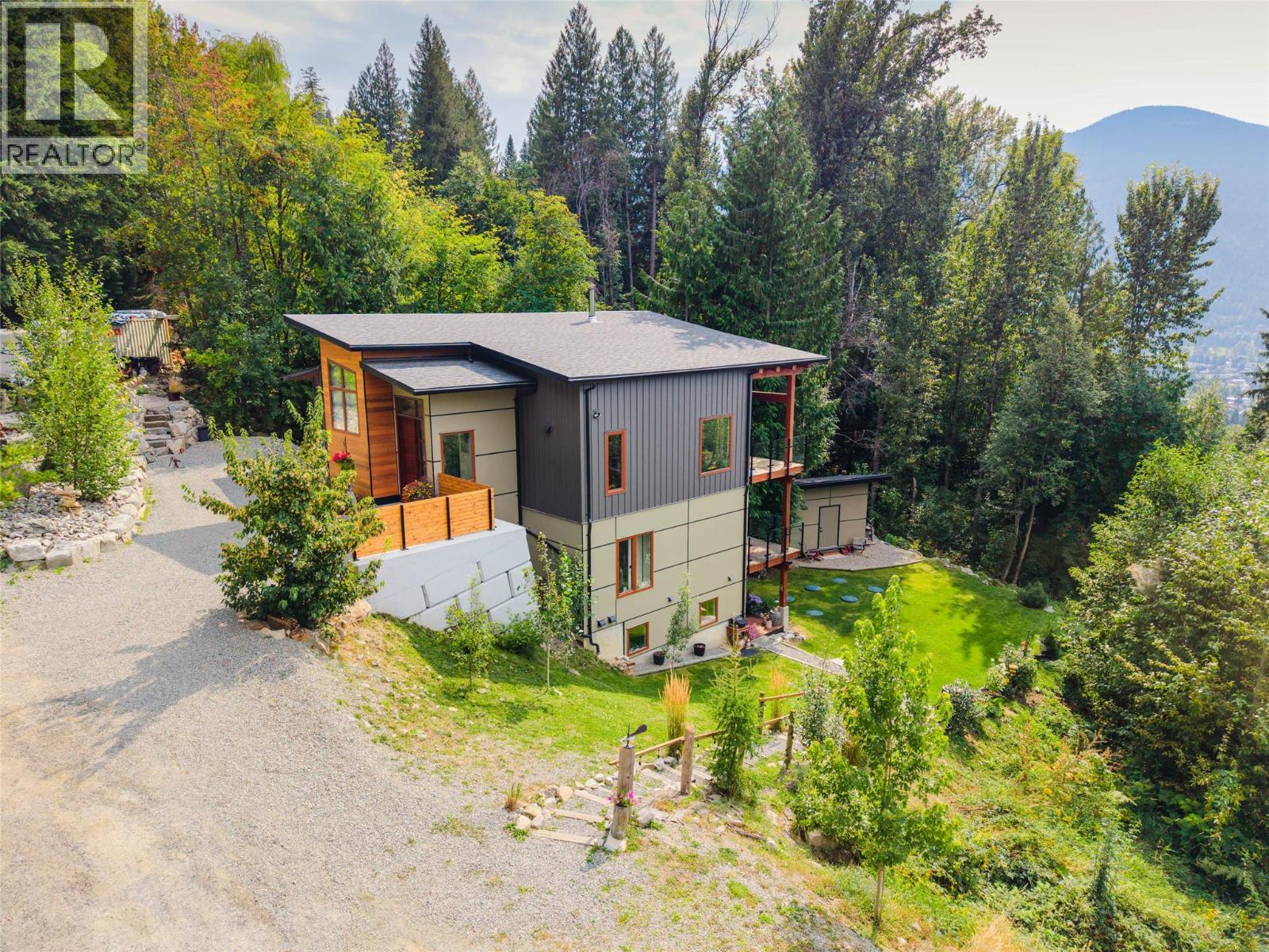 1409 Ash Street, Nelson, British Columbia  V1L 2J3 - Photo 86 - 10400377