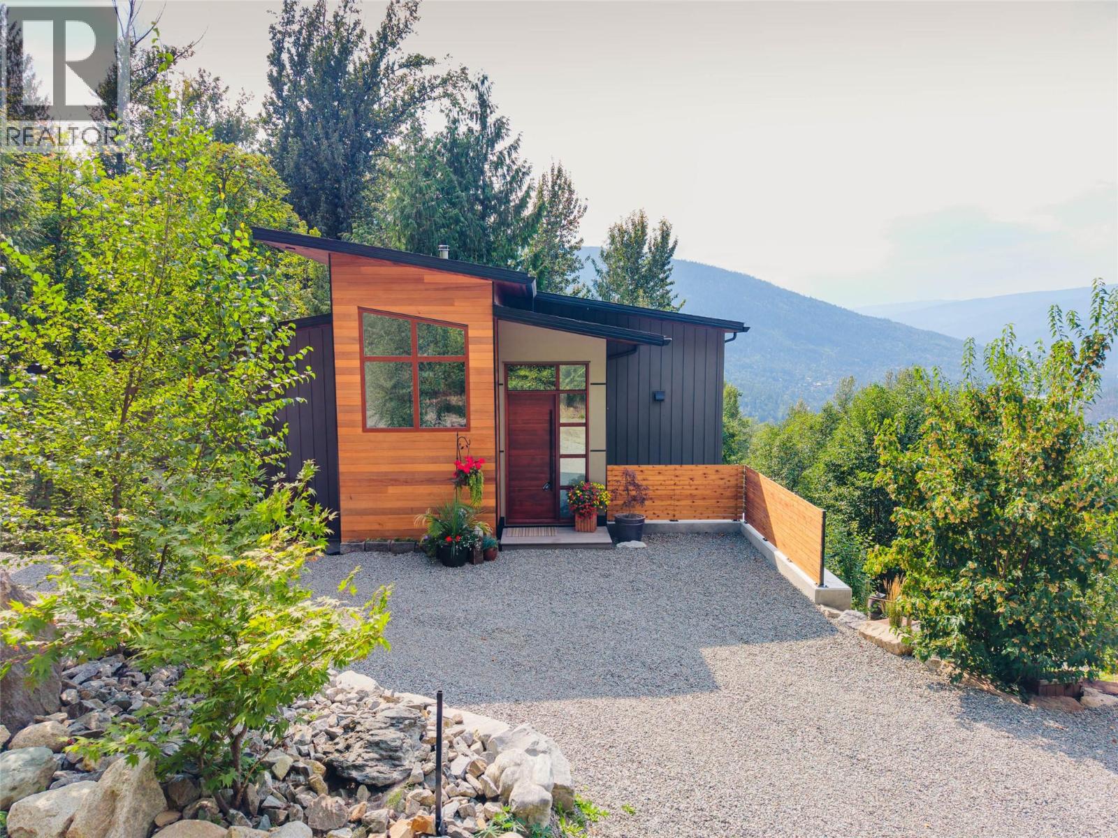 1409 Ash Street, Nelson, British Columbia  V1L 2J3 - Photo 88 - 10400377