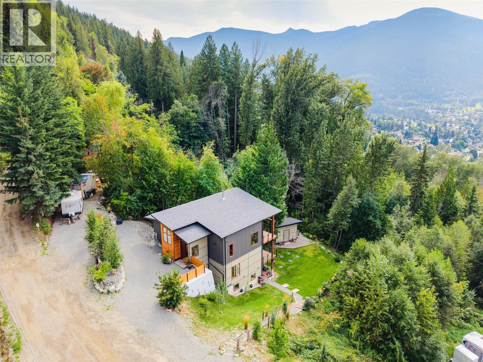 1409 Ash Street, Nelson, British Columbia  V1L 2J3 - Photo 90 - 10400377
