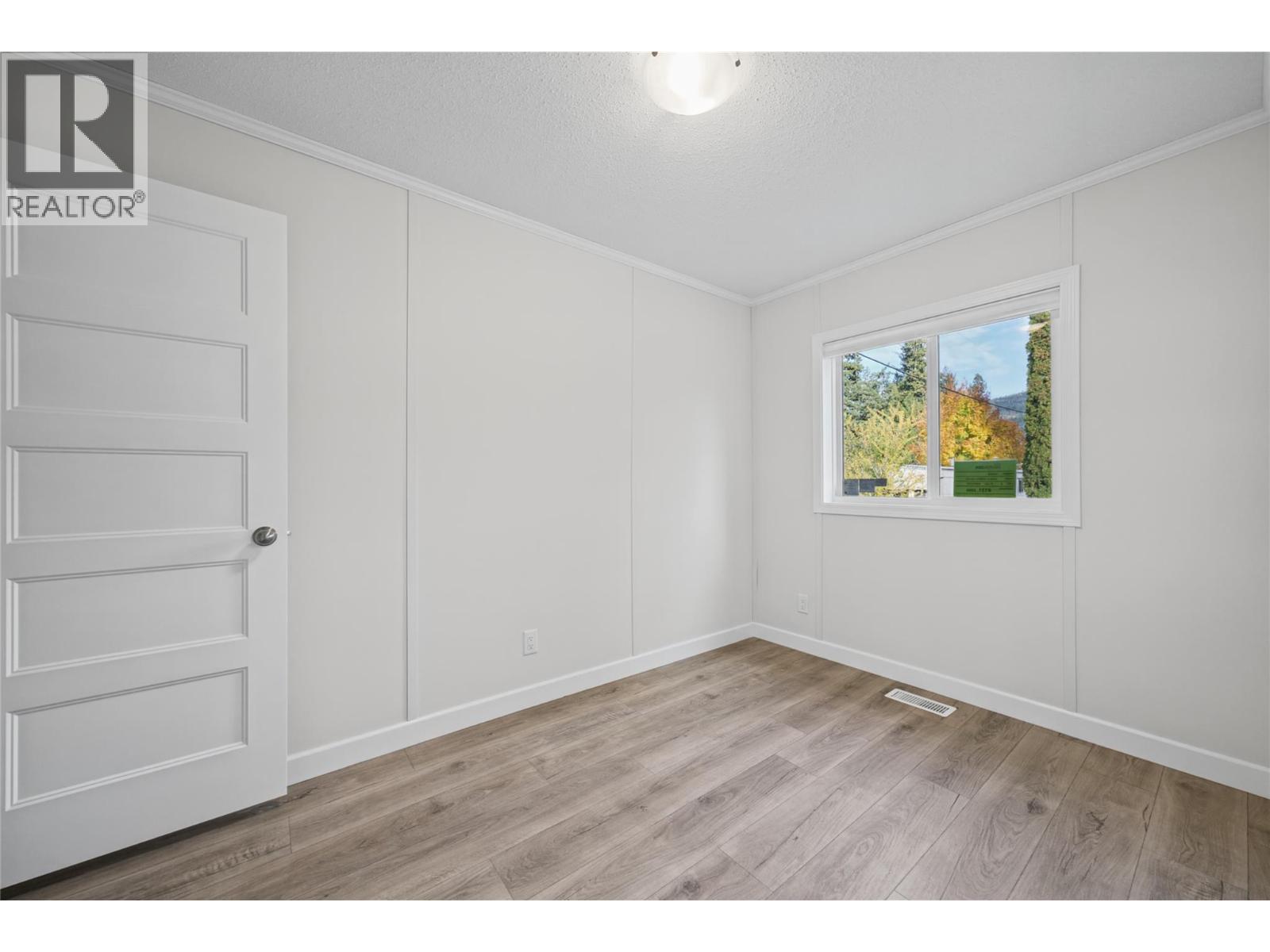 2500 97b Highway Unit# 131, Salmon Arm, British Columbia  V1E 1C2 - Photo 15 - 10400385
