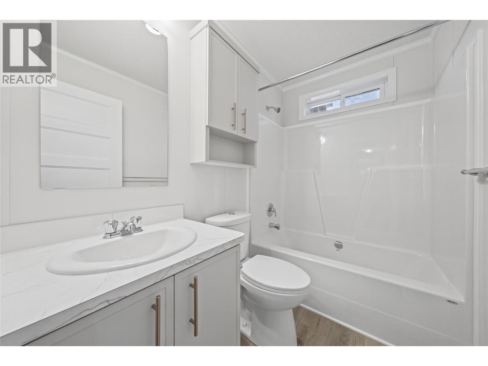 2500 97b Highway Unit# 131, Salmon Arm, British Columbia  V1E 1C2 - Photo 18 - 10400385