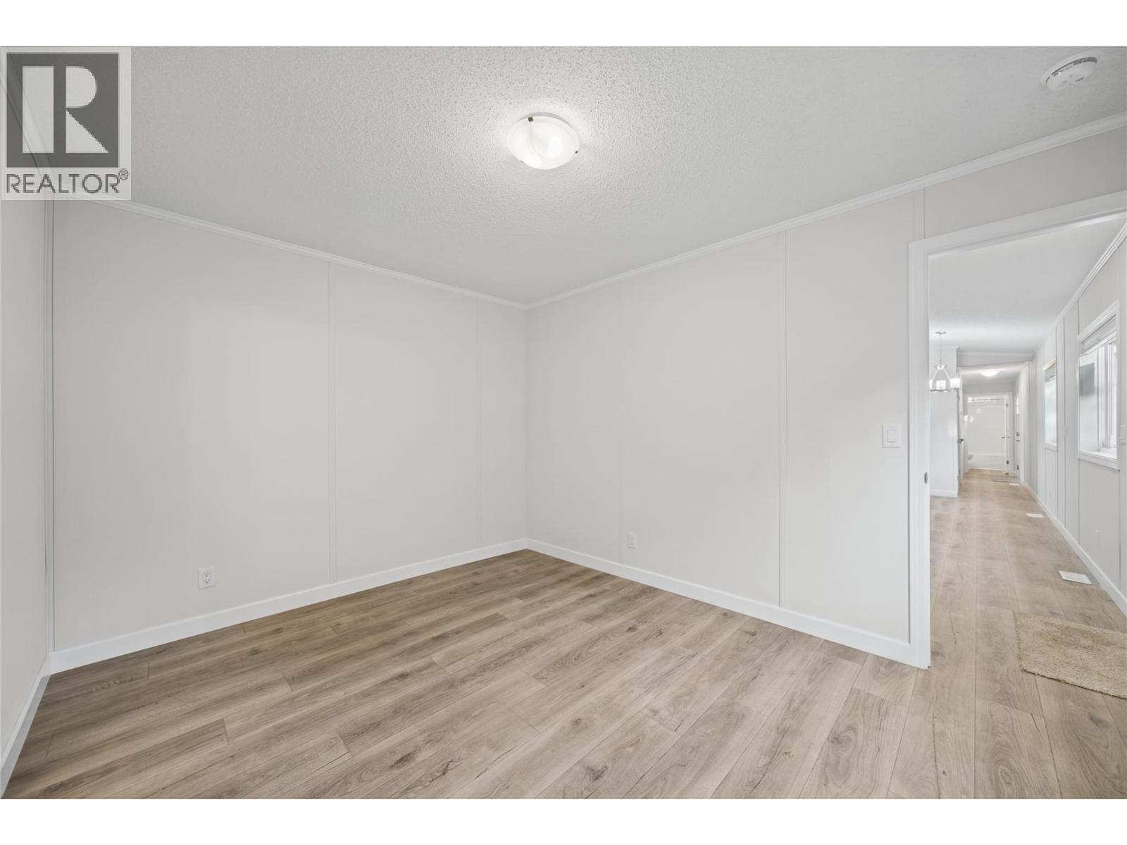 2500 97b Highway Unit# 131, Salmon Arm, British Columbia  V1E 1C2 - Photo 35 - 10400385