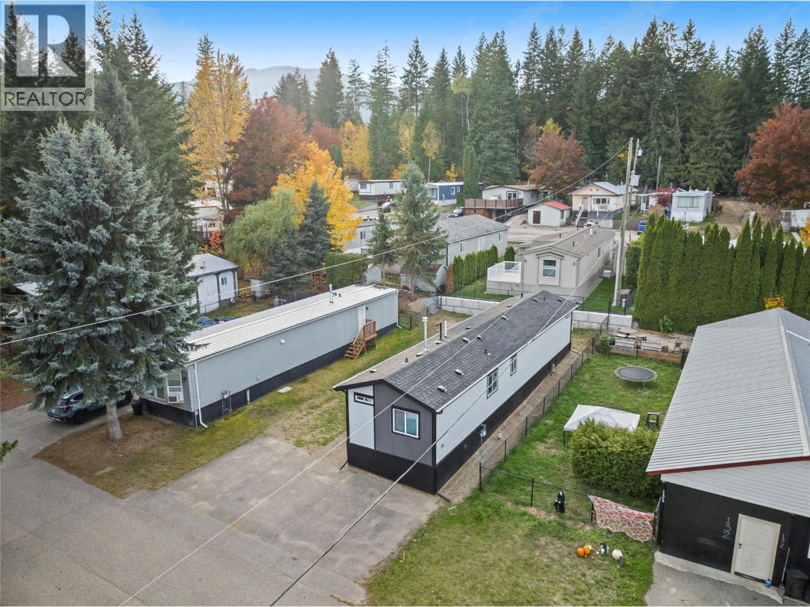 2500 97b Highway Unit# 131, Salmon Arm, British Columbia  V1E 1C2 - Photo 4 - 10400385