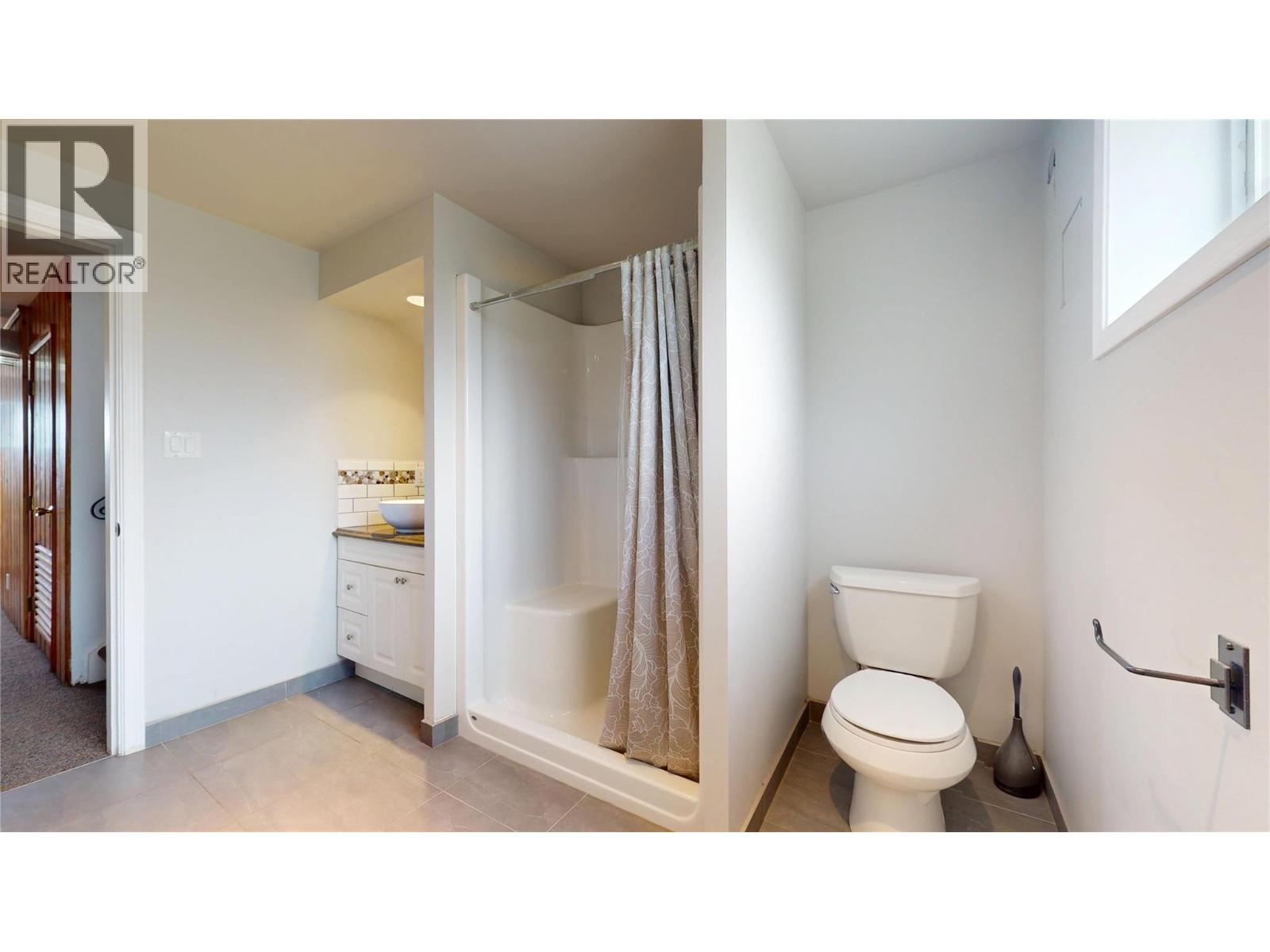 913 9th Street S, Cranbrook, British Columbia  V1C 1R8 - Photo 32 - 10400300