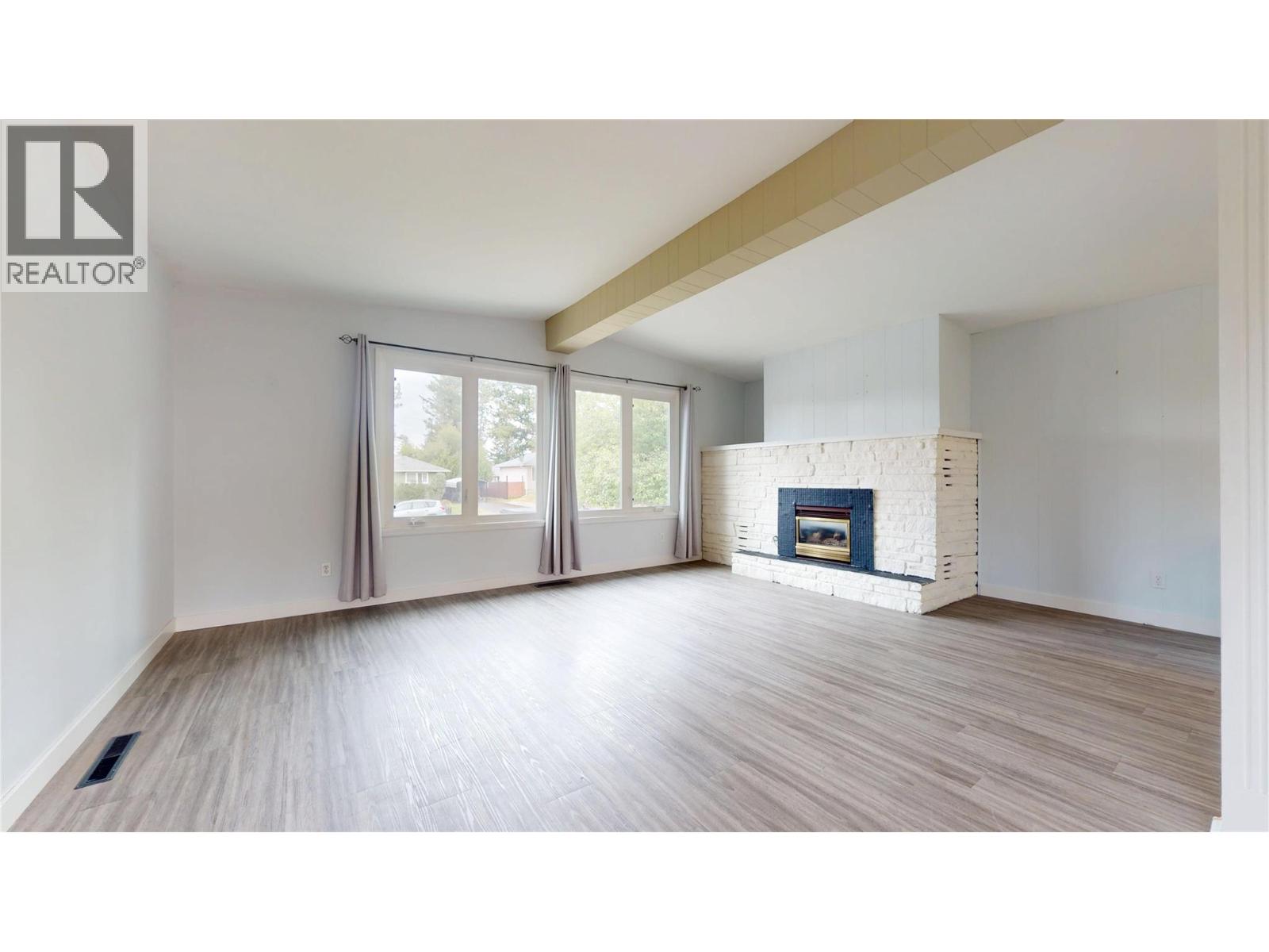 913 9th Street S, Cranbrook, British Columbia  V1C 1R8 - Photo 5 - 10400300