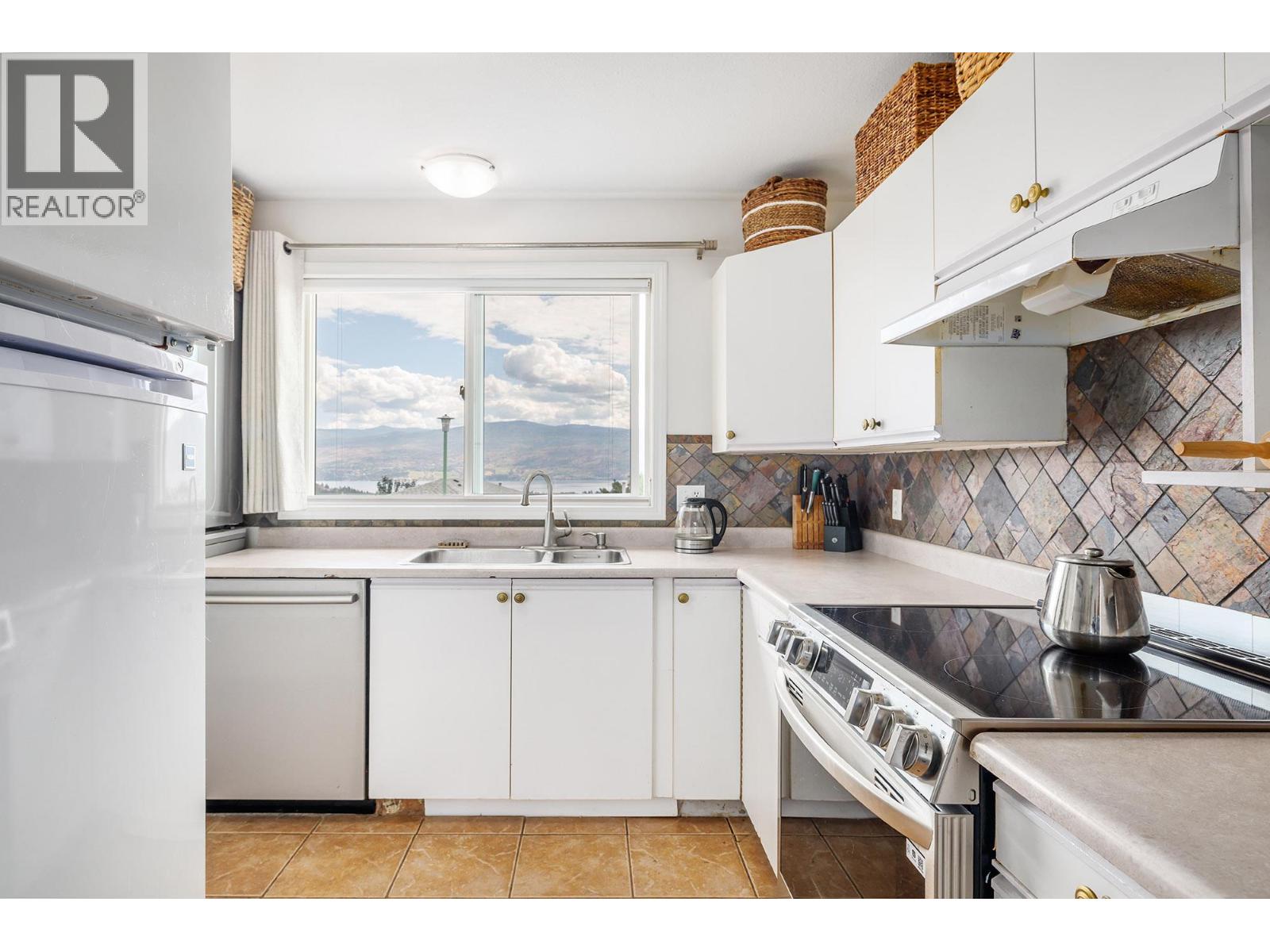 2440 Old Okanagan Highway Unit# 328, West Kelowna, British Columbia  V4T 1X6 - Photo 9 - 10400381