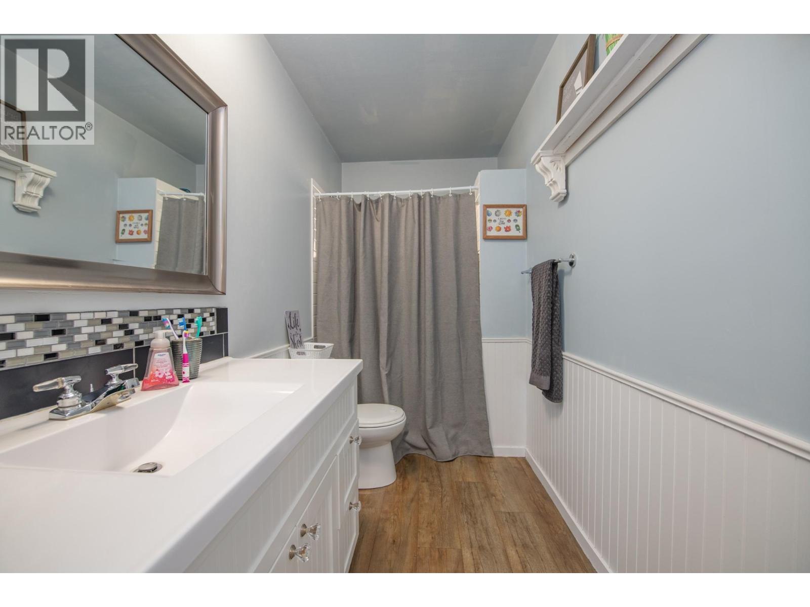2104 20 Avenue, Vernon, British Columbia  V1T 7J6 - Photo 13 - 10400359