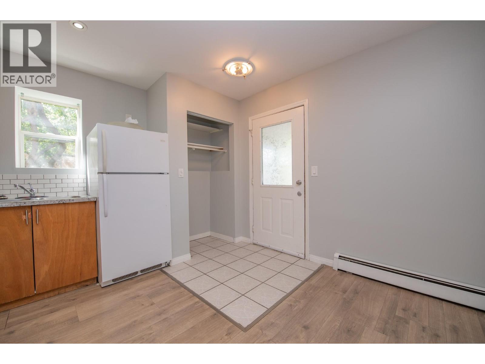 3908 Pleasant Valley Road, Vernon, British Columbia  V1T 4M2 - Photo 14 - 10400417