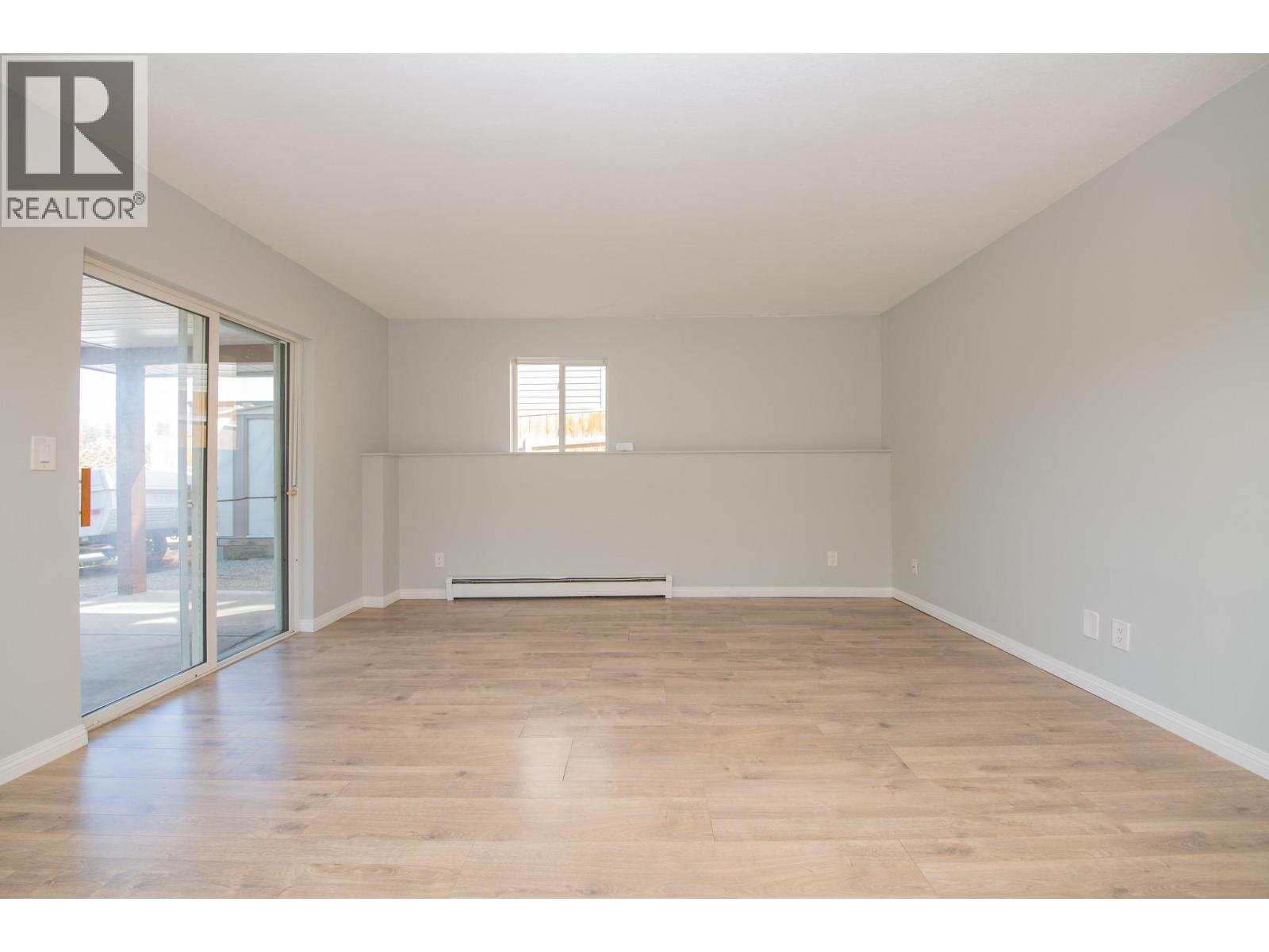 3908 Pleasant Valley Road, Vernon, British Columbia  V1T 4M2 - Photo 18 - 10400417