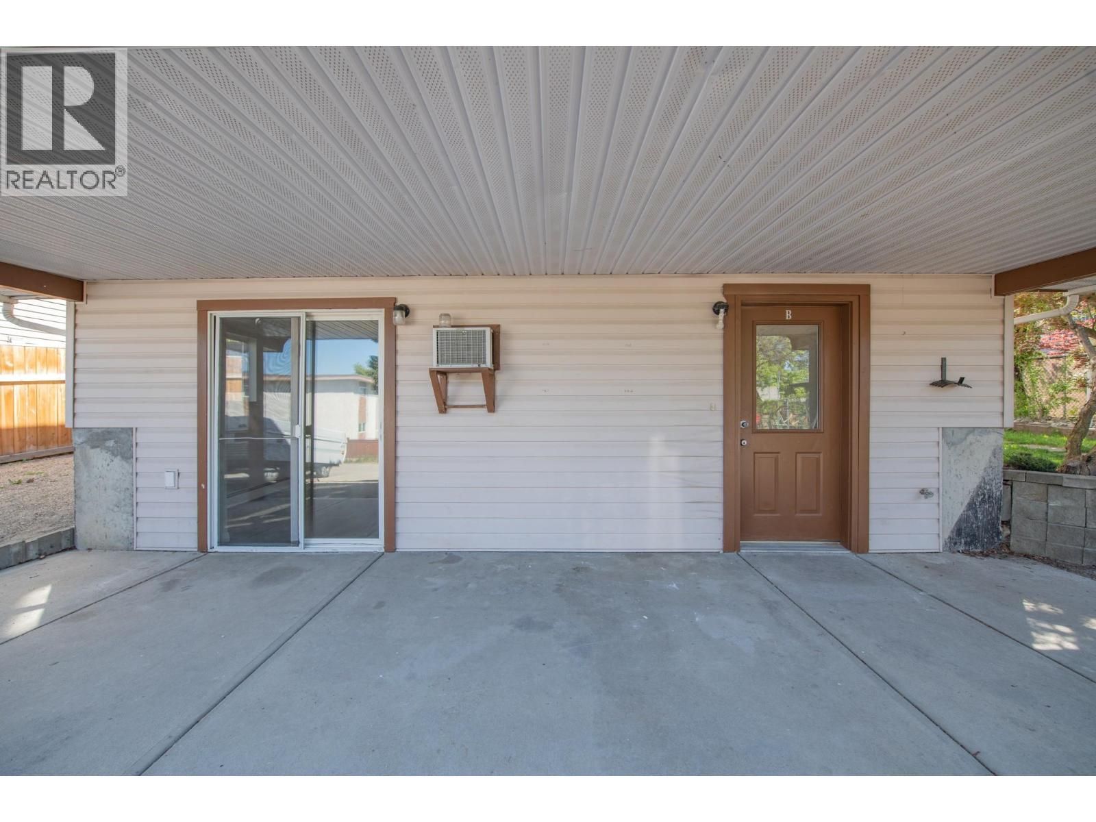 3908 Pleasant Valley Road, Vernon, British Columbia  V1T 4M2 - Photo 6 - 10400417