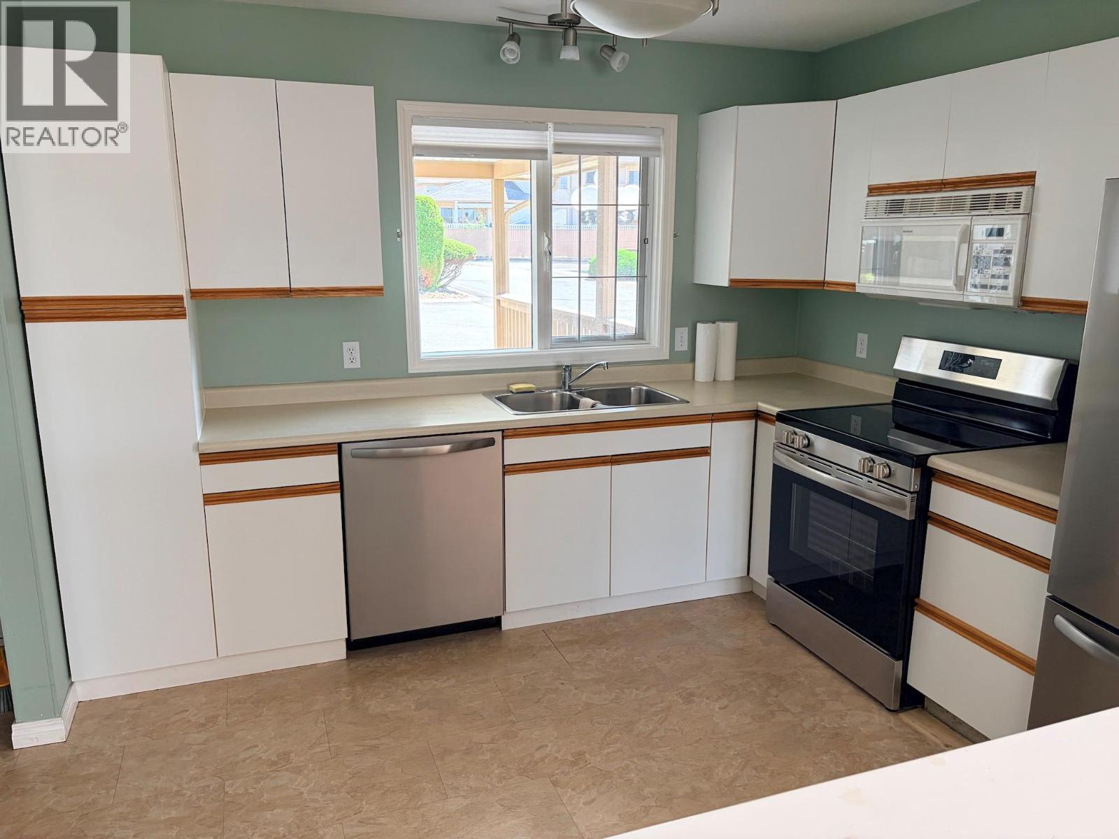 3930 20 Street Unit# 12, Vernon, British Columbia  V1T 4C9 - Photo 5 - 10400285