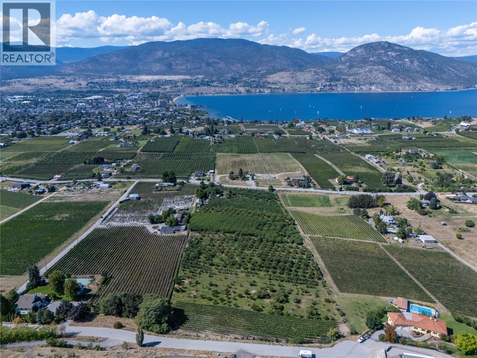 150 Upper Bench Road N, Penticton, British Columbia  V2A 8T4 - Photo 1 - 10399328