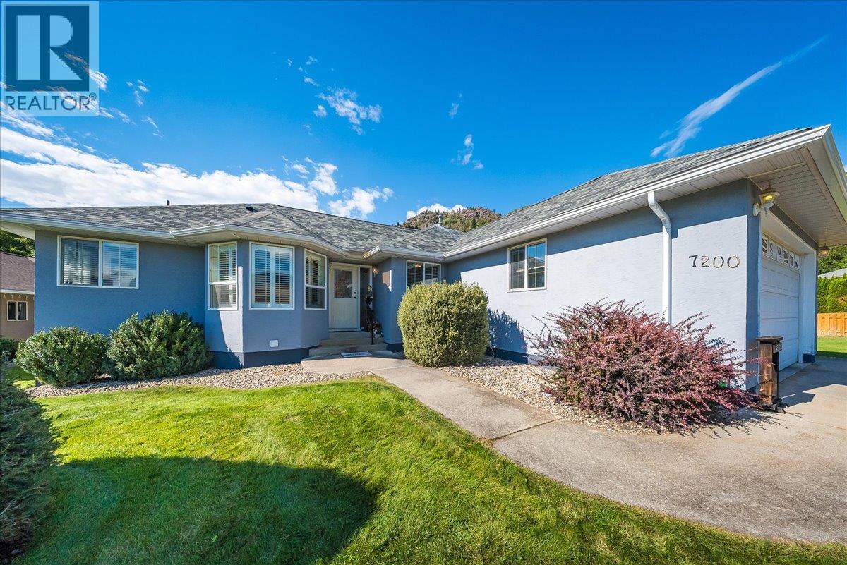 7200 Wright Way, Trail, British Columbia  V1R 4X6 - Photo 1 - 10400373