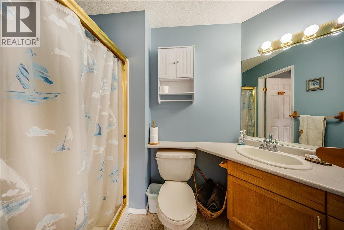 7200 Wright Way, Trail, British Columbia  V1R 4X6 - Photo 22 - 10400373