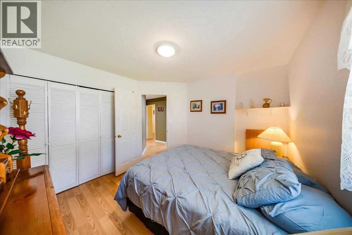 7200 Wright Way, Trail, British Columbia  V1R 4X6 - Photo 24 - 10400373