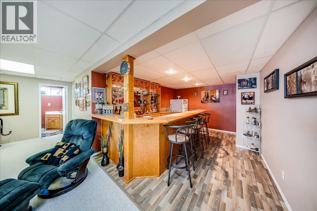 7200 Wright Way, Trail, British Columbia  V1R 4X6 - Photo 30 - 10400373