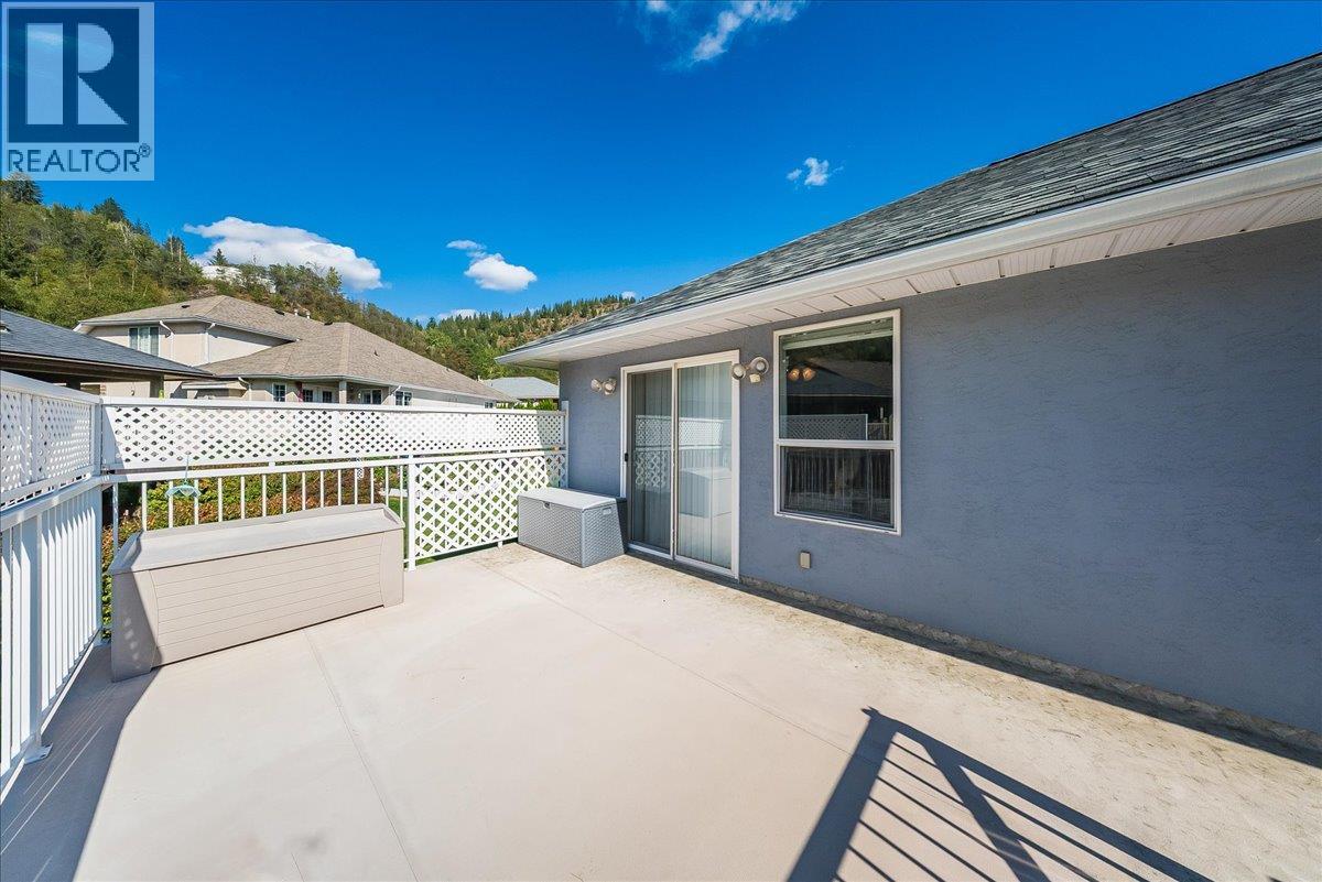 7200 Wright Way, Trail, British Columbia  V1R 4X6 - Photo 39 - 10400373