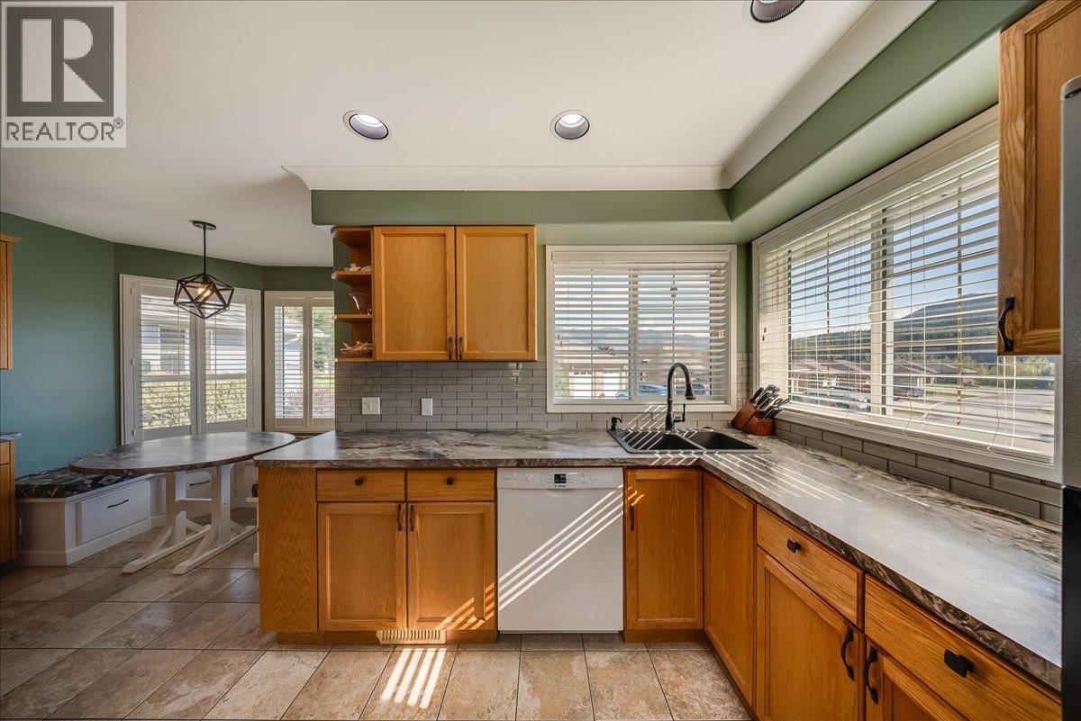 7200 Wright Way, Trail, British Columbia  V1R 4X6 - Photo 7 - 10400373