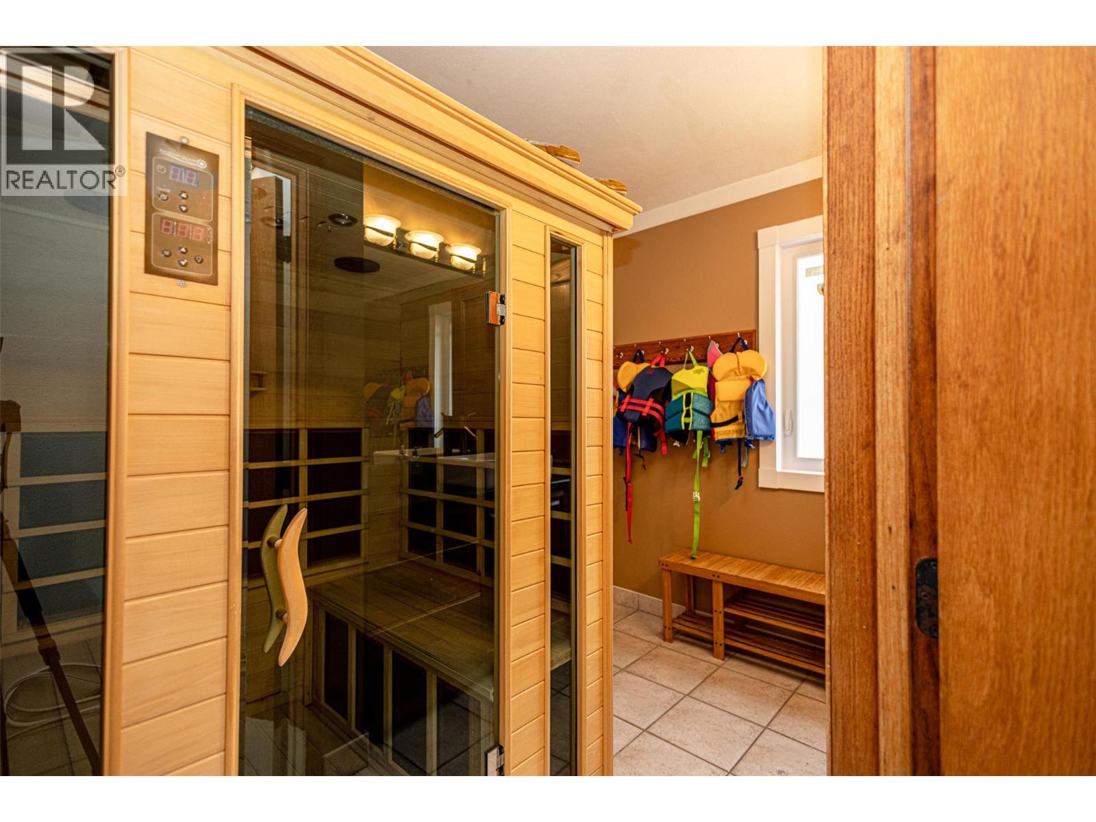 3510 Gates Road, West Kelowna, British Columbia  V4T 1A2 - Photo 13 - 10400329