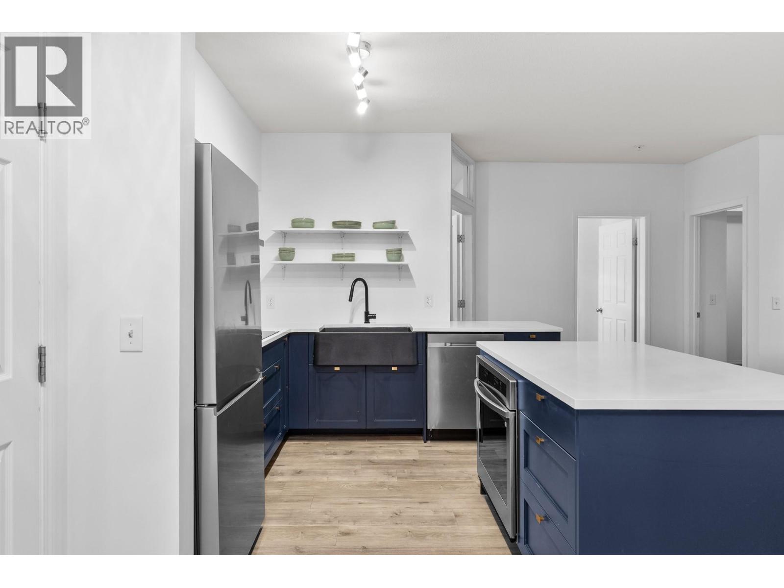 1875 Country Club Drive Unit# 1204, Kelowna, British Columbia  V1V 2W7 - Photo 6 - 10400195