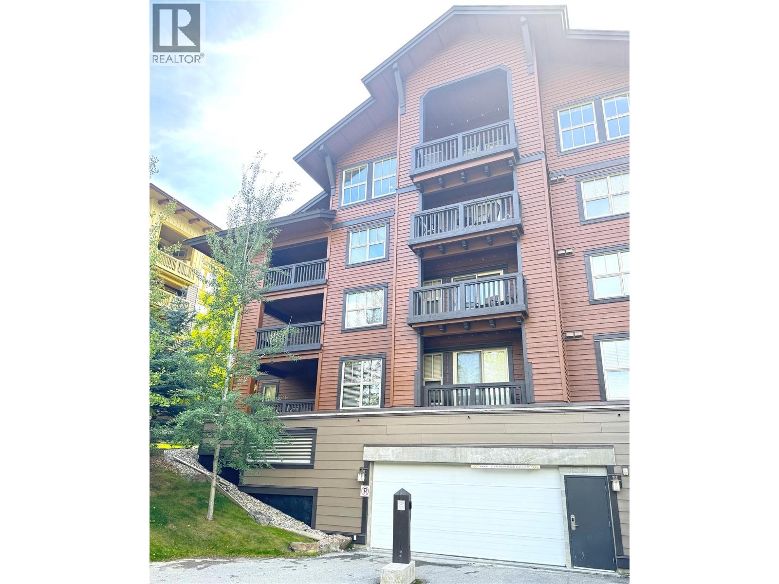 2064 Summit Drive Unit# 211, Panorama, British Columbia  V0A 1T0 - Photo 37 - 10398879