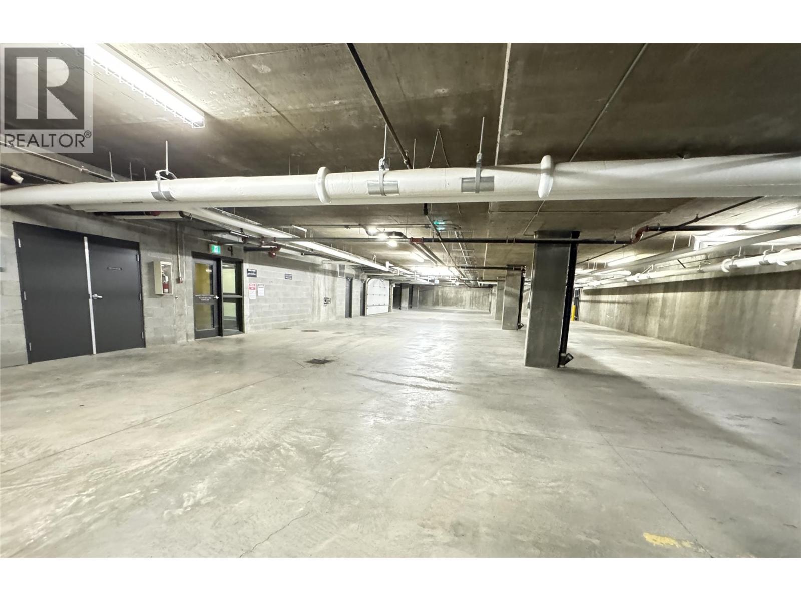 2064 Summit Drive Unit# 211, Panorama, British Columbia  V0A 1T0 - Photo 38 - 10398879