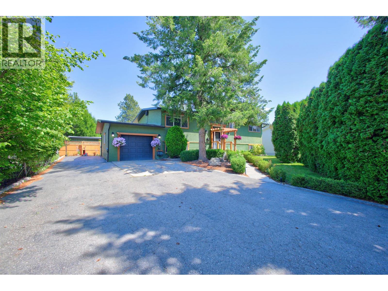 2725 Guidi Road, West Kelowna, British Columbia  V1Z 2K3 - Photo 1 - 10400103