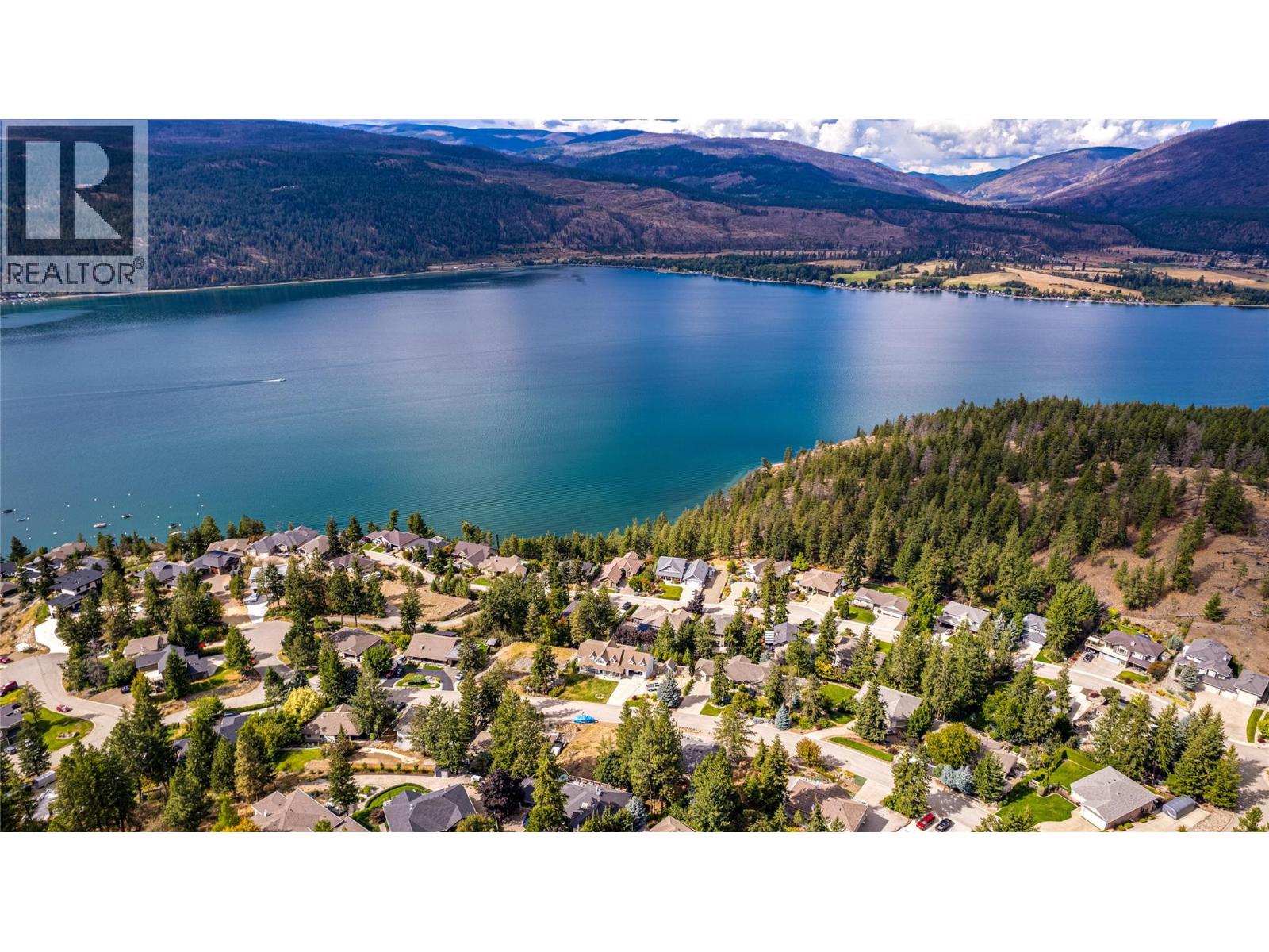 52 Peregrine Way, Vernon, British Columbia  V1H 1E4 - Photo 2 - 10399484