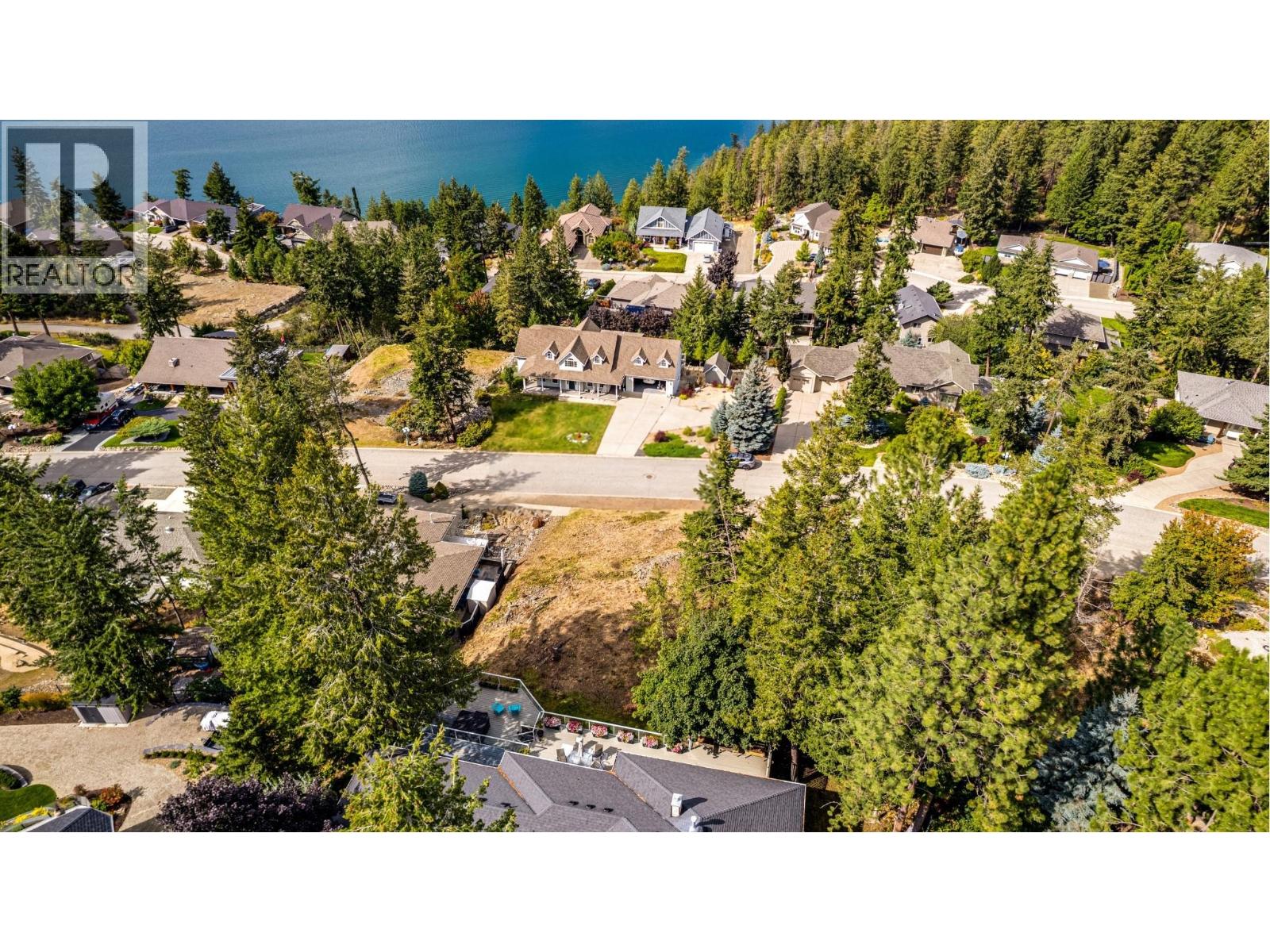 52 Peregrine Way, Vernon, British Columbia  V1H 1E4 - Photo 3 - 10399484