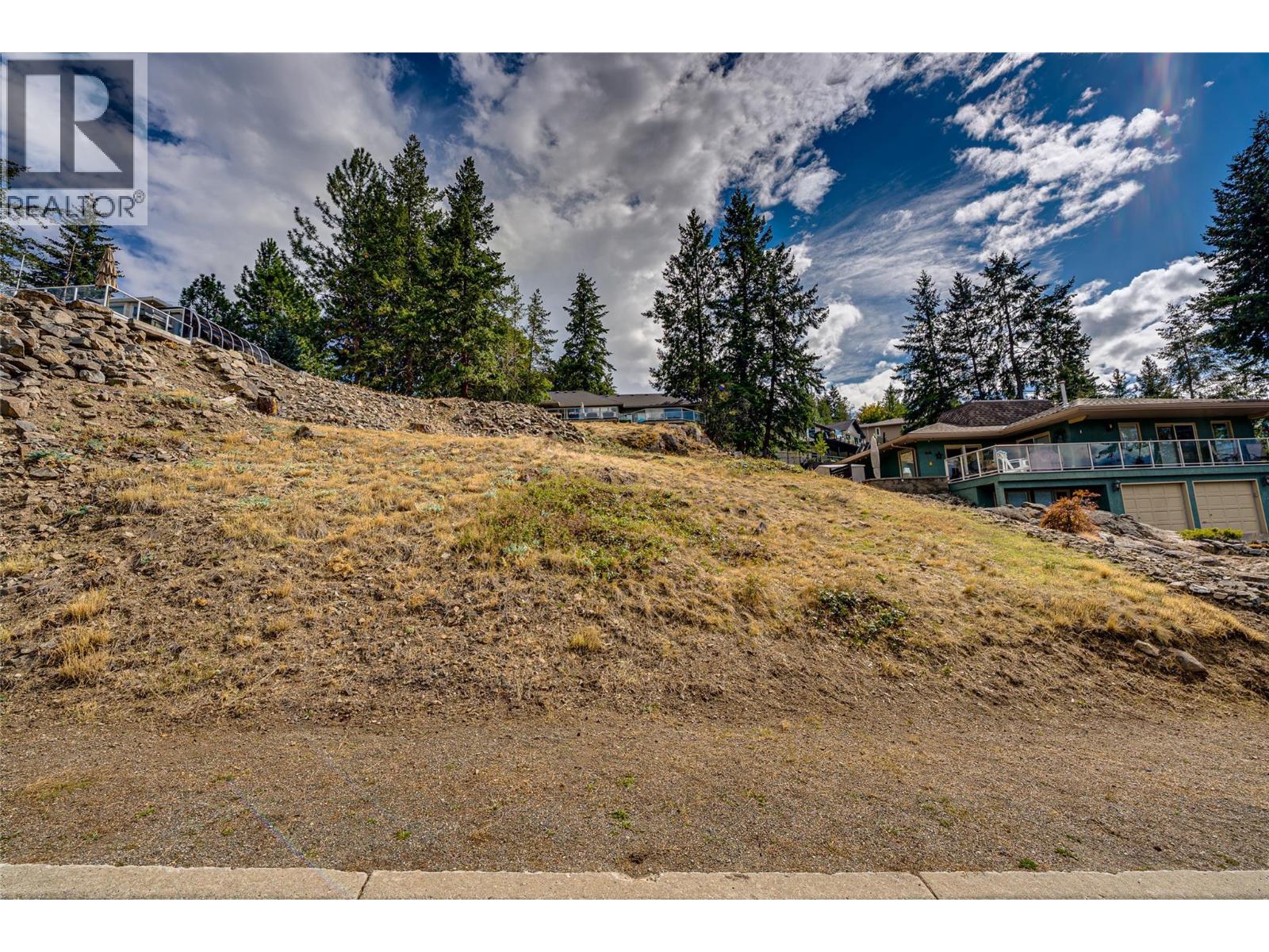 52 Peregrine Way, Vernon, British Columbia  V1H 1E4 - Photo 4 - 10399484