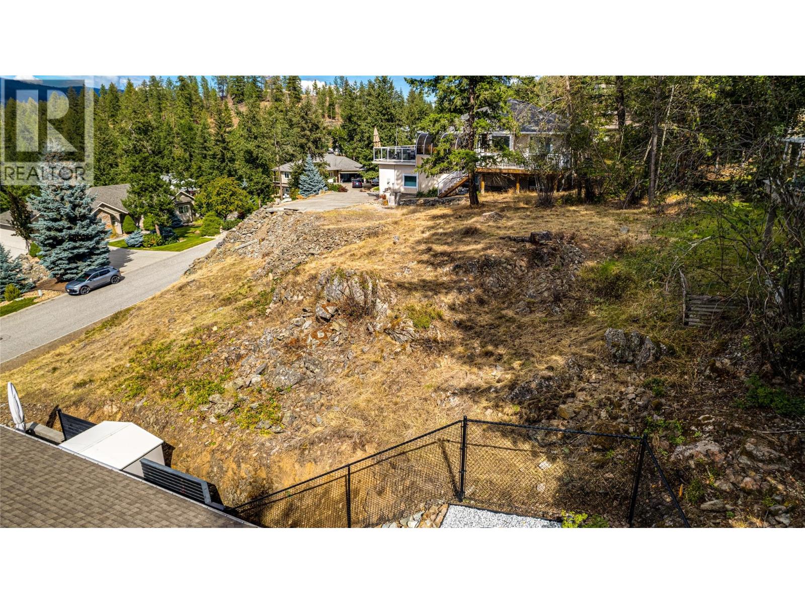 52 Peregrine Way, Vernon, British Columbia  V1H 1E4 - Photo 5 - 10399484