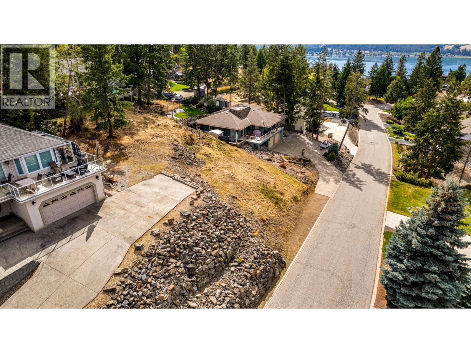 52 Peregrine Way, Vernon, British Columbia  V1H 1E4 - Photo 7 - 10399484