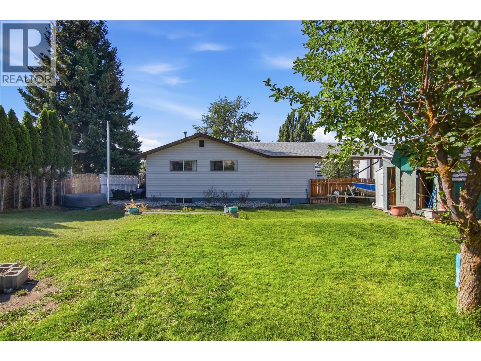 15 Galena Avenue, Logan Lake, British Columbia  V0K 1W0 - Photo 32 - 10400454
