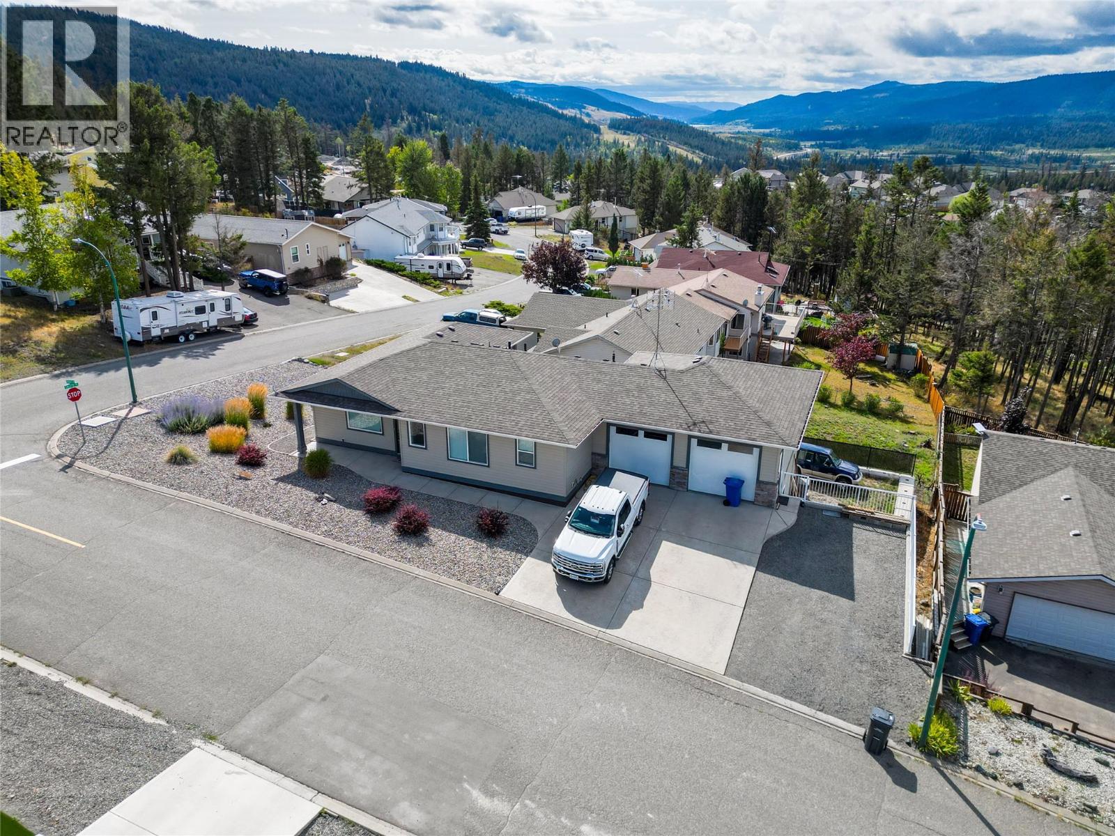 256 Calcite Drive, Logan Lake, British Columbia  V0K 1W0 - Photo 47 - 10400037