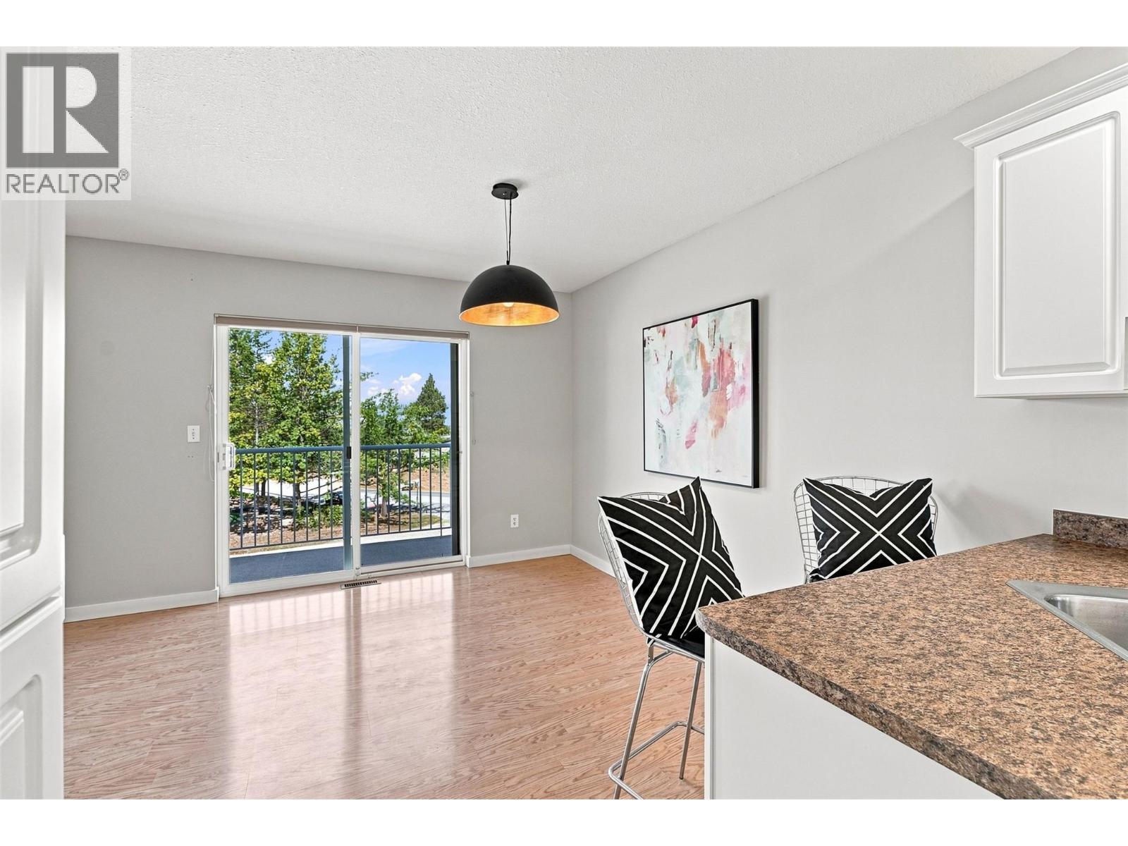 913 Greystone Crescent, Kamloops, British Columbia  V1S 1K7 - Photo 34 - 10400399