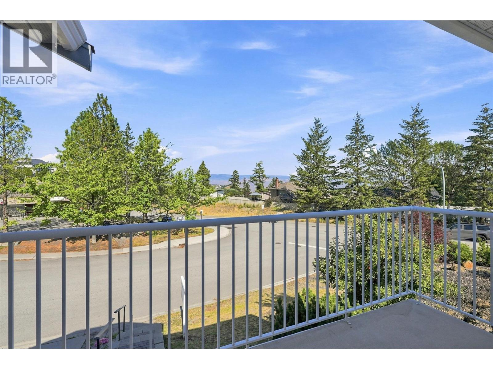 913 Greystone Crescent, Kamloops, British Columbia  V1S 1K7 - Photo 37 - 10400399