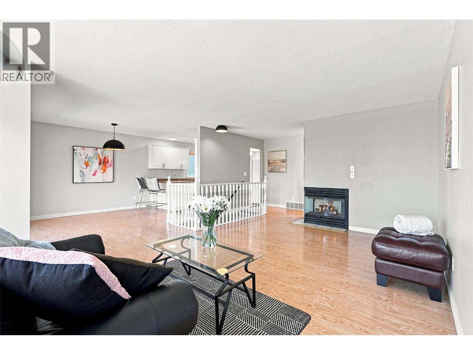 913 Greystone Crescent, Kamloops, British Columbia  V1S 1K7 - Photo 42 - 10400399