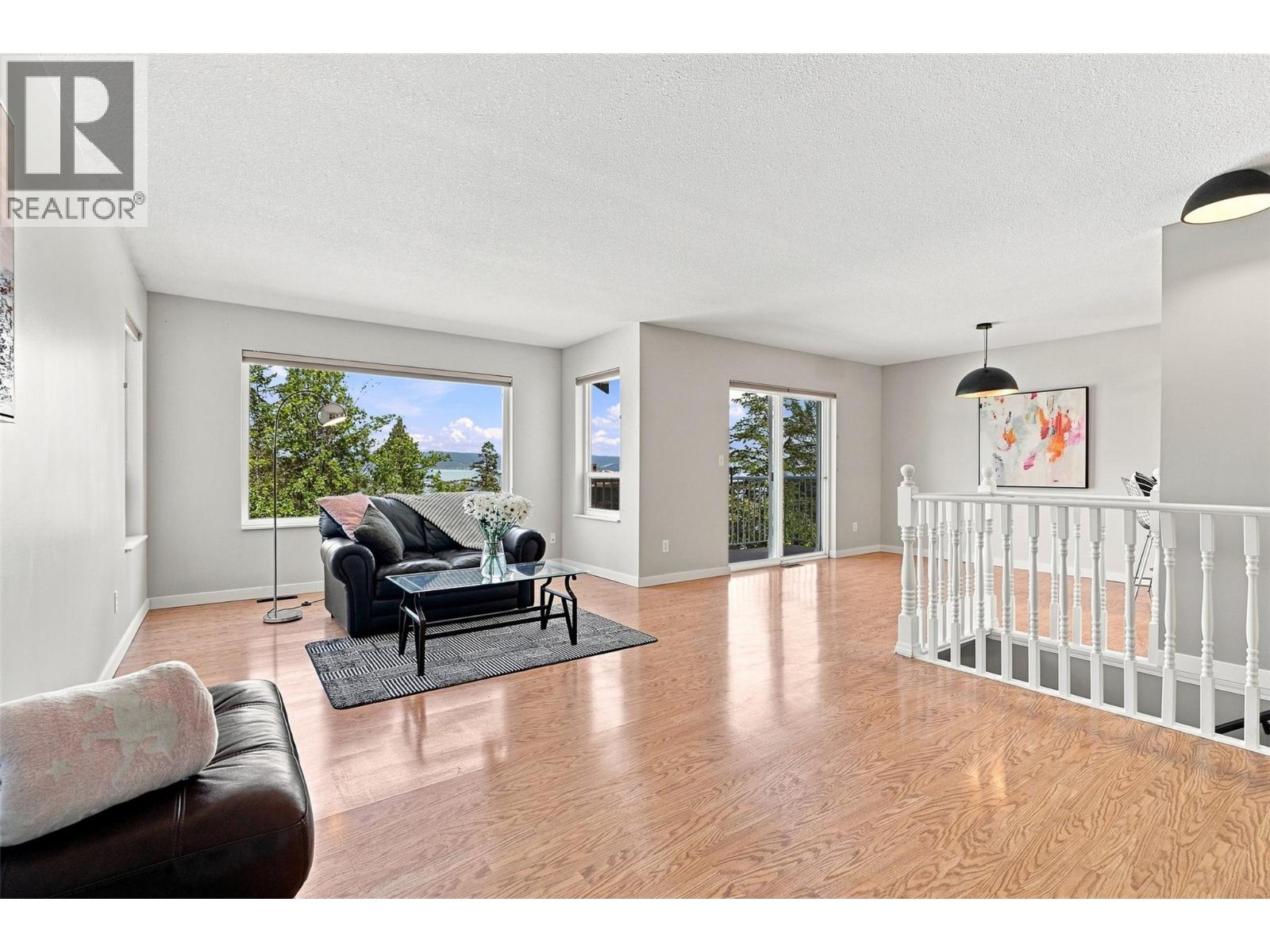 913 Greystone Crescent, Kamloops, British Columbia  V1S 1K7 - Photo 45 - 10400399