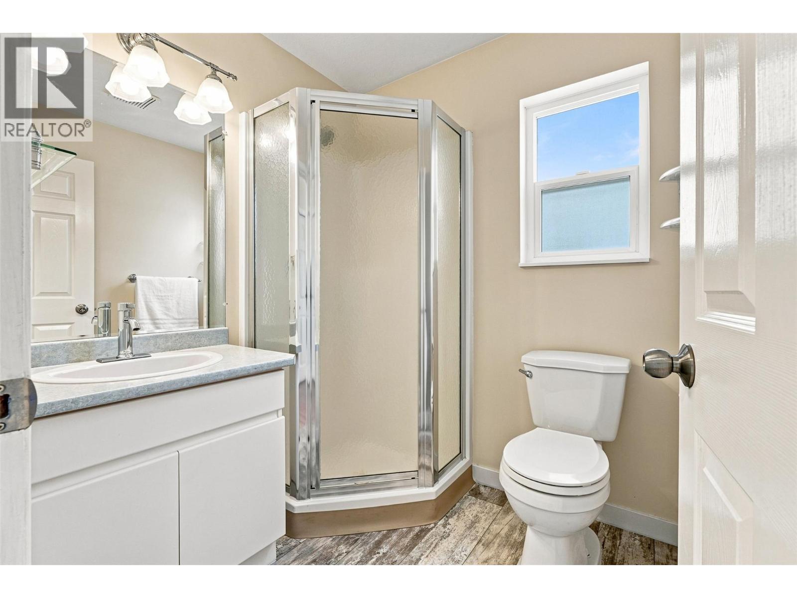 913 Greystone Crescent, Kamloops, British Columbia  V1S 1K7 - Photo 53 - 10400399