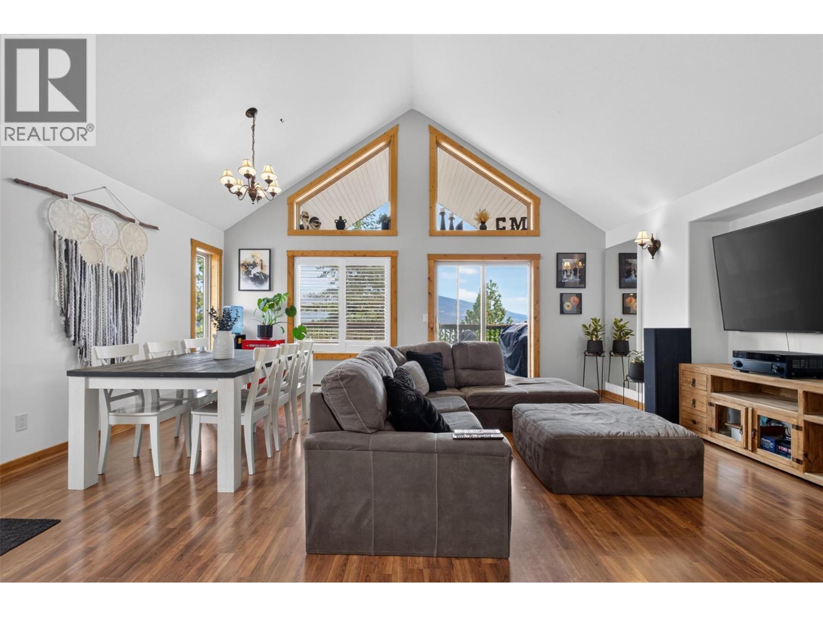 10375 Westshore Road, Vernon, British Columbia  V1H 2B1 - Photo 15 - 10398767
